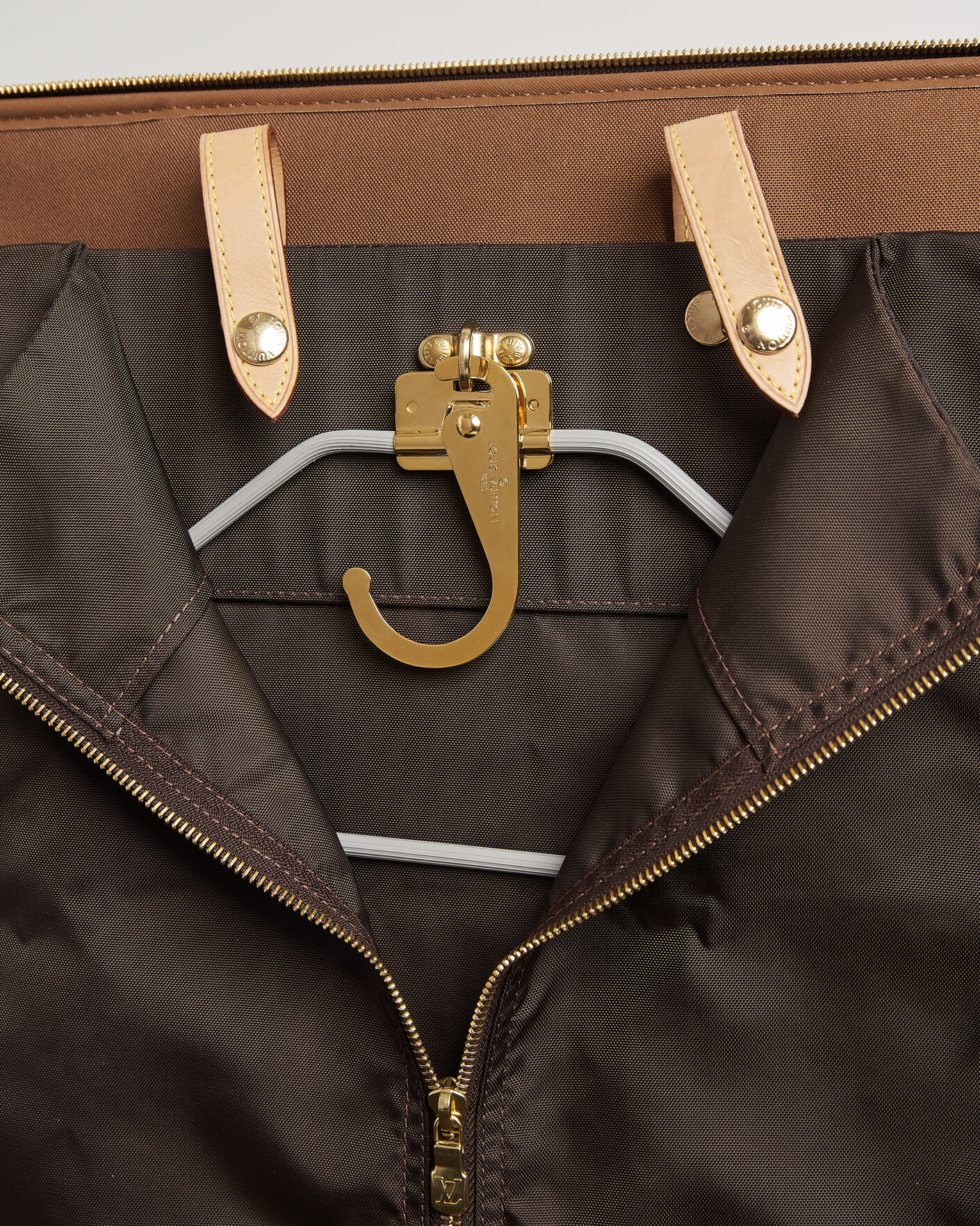 Herr | Pre-Owned & Vintage Bags | Louis Vuitton Pre-Owned | Pegase 55 Trolley Case Monogram