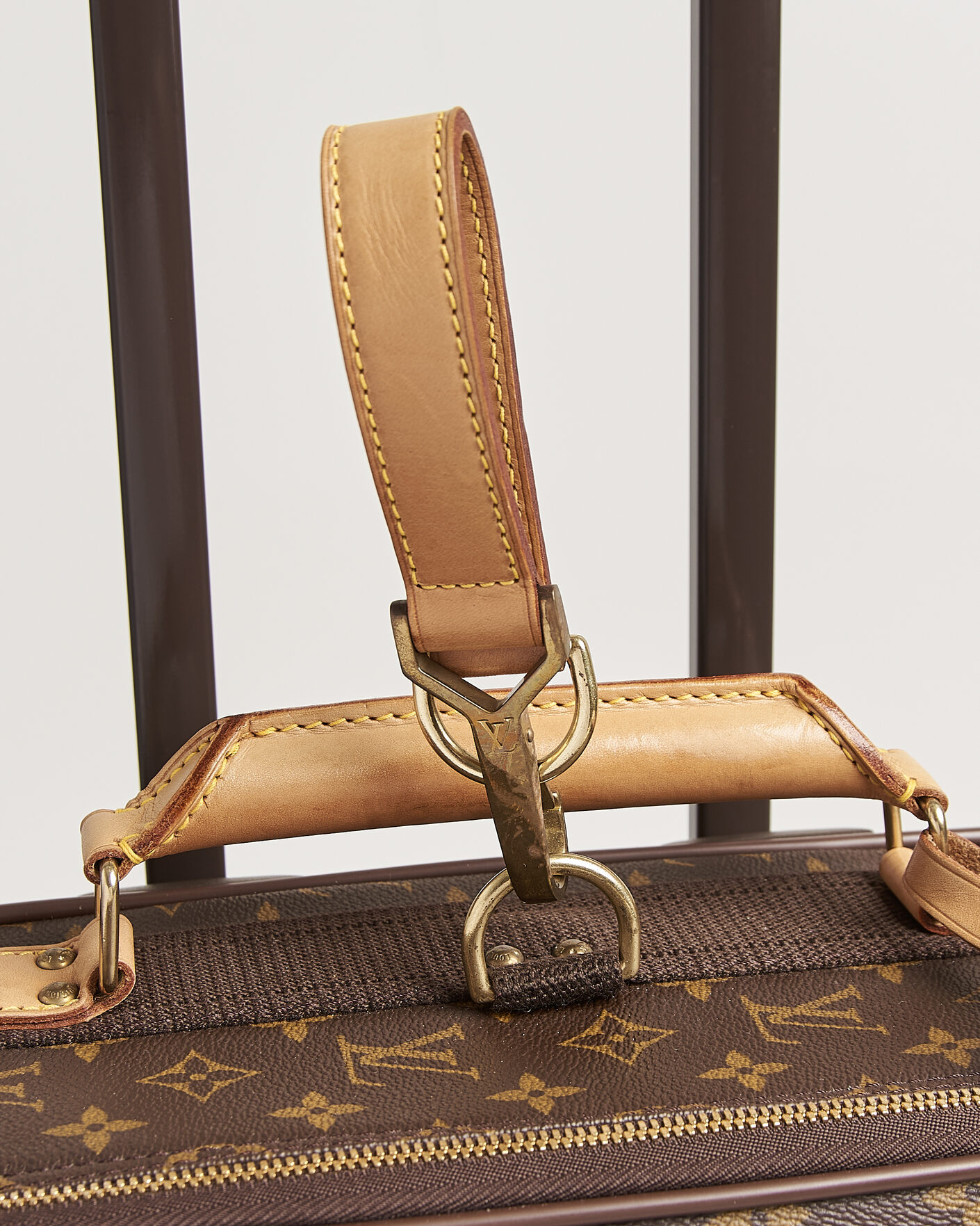 Herr | Pre-Owned & Vintage Bags | Louis Vuitton Pre-Owned | Pegase 55 Trolley Case Monogram