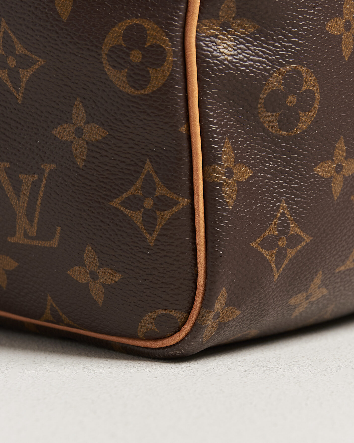 Herr | Pre-Owned & Vintage Bags | Louis Vuitton Pre-Owned | Keepall Bandouliére 60 Monogram