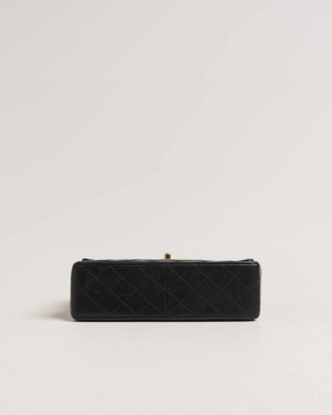 Herr | Pre-Owned & Vintage Bags | Chanel Pre-Owned | Classic Medium Square Double Flap Bag Lambskin Black