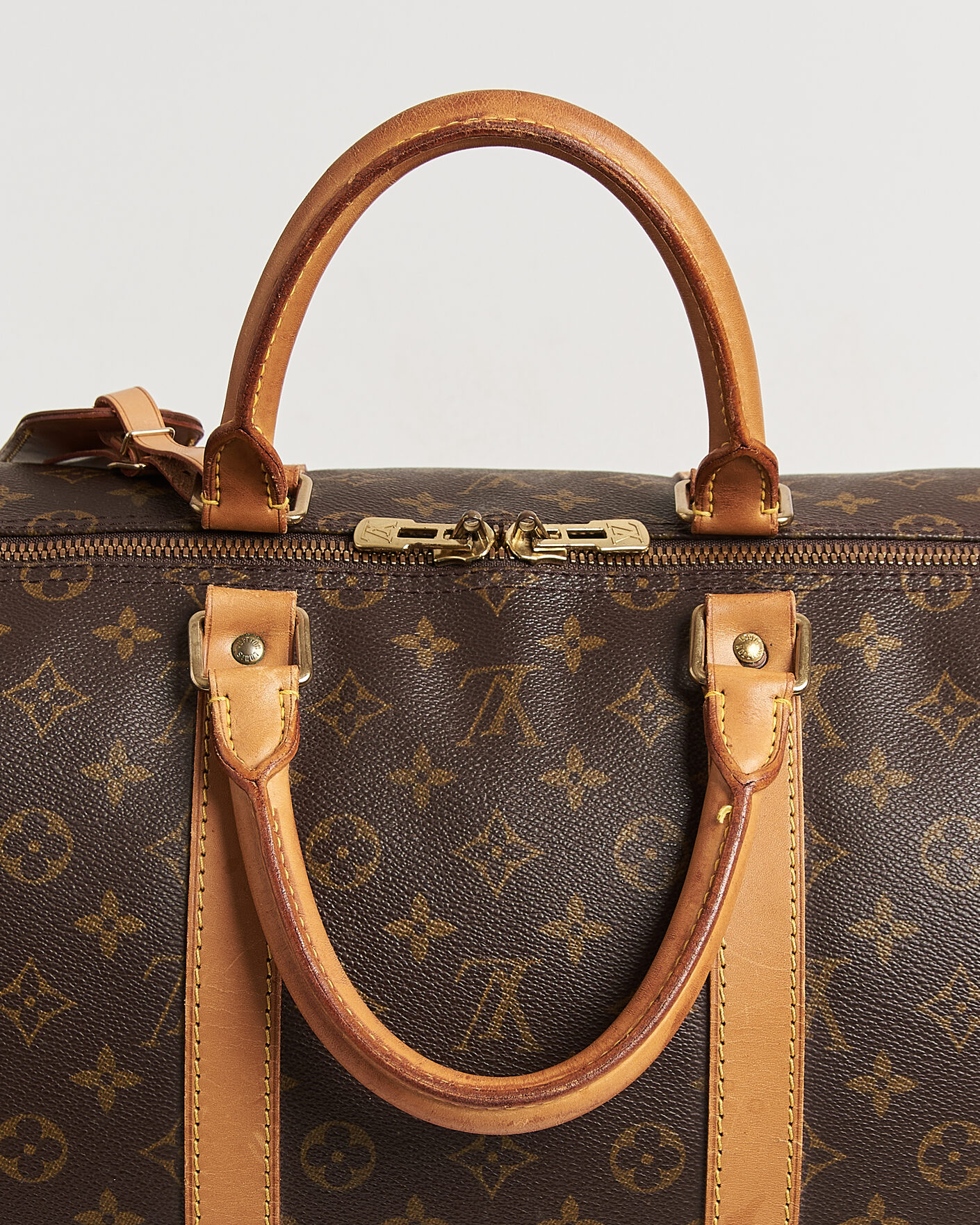 Herr | Pre-Owned & Vintage Bags | Louis Vuitton Pre-Owned | Keepall Bandouliére 55 Monogram