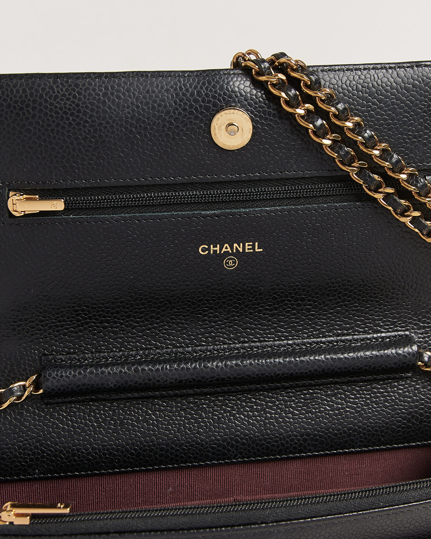 Herr | Pre-Owned & Vintage Bags | Chanel Pre-Owned | Wallet On Chain Caviar Leather Black