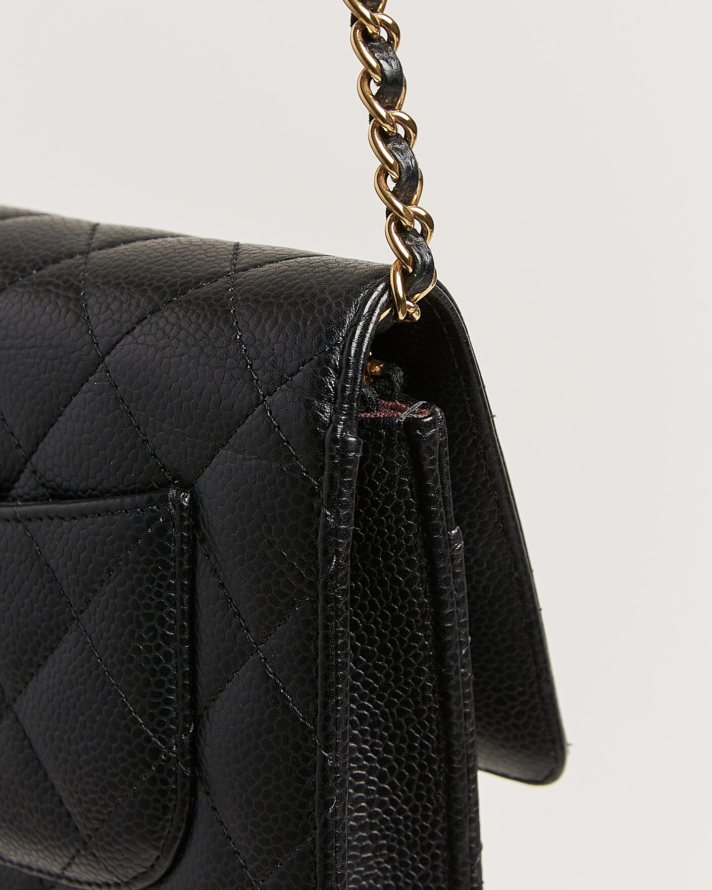Herr | Pre-Owned & Vintage Bags | Chanel Pre-Owned | Wallet On Chain Caviar Leather Black