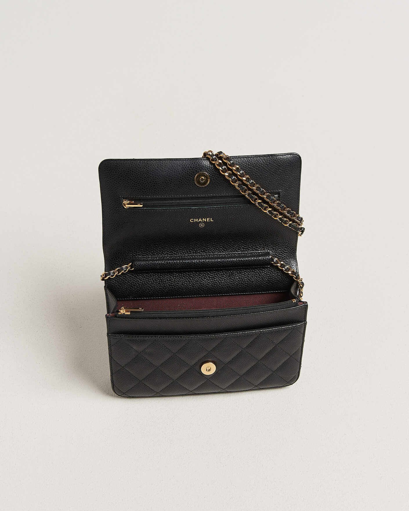Herr | Pre-Owned & Vintage Bags | Chanel Pre-Owned | Wallet On Chain Caviar Leather Black