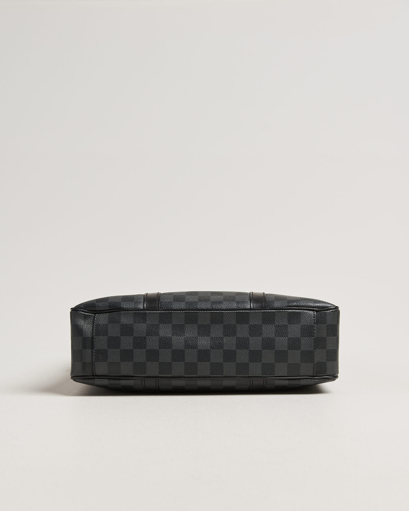 Herr | Pre-Owned & Vintage Bags | Louis Vuitton Pre-Owned | Tadao Tote bag PM Damier Graphite