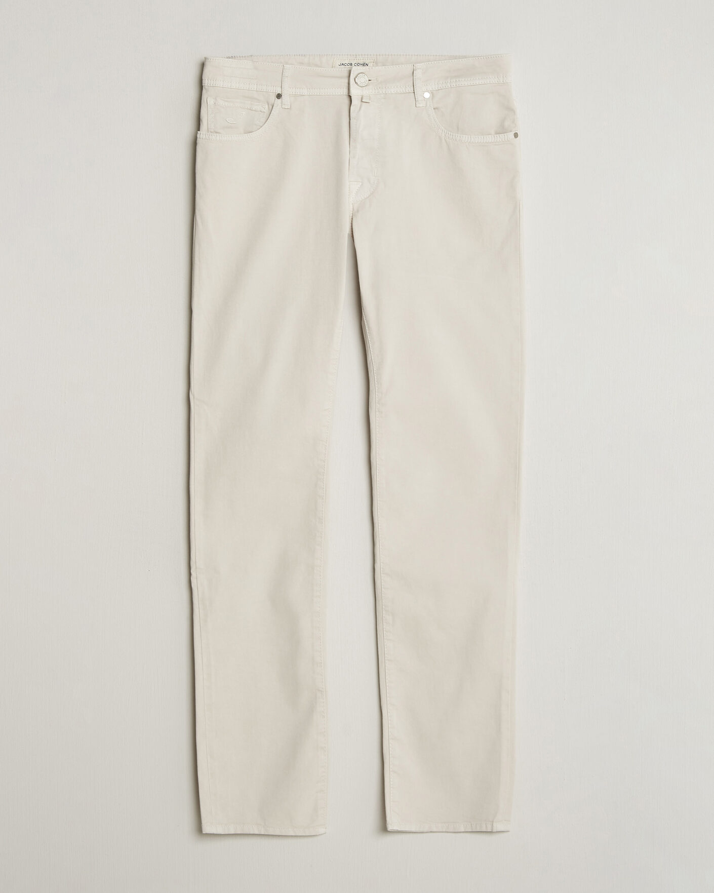Herr | Byxor | Jacob Cohën | Bard Garment Dyed Gabardine Trousers Off White