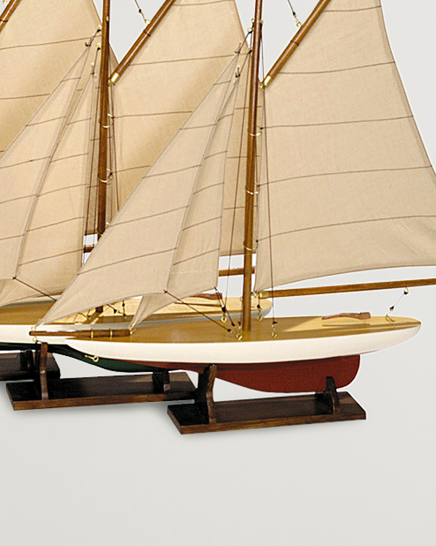 Herr | Till hemmet | Authentic Models | Mini Pond Yachts 