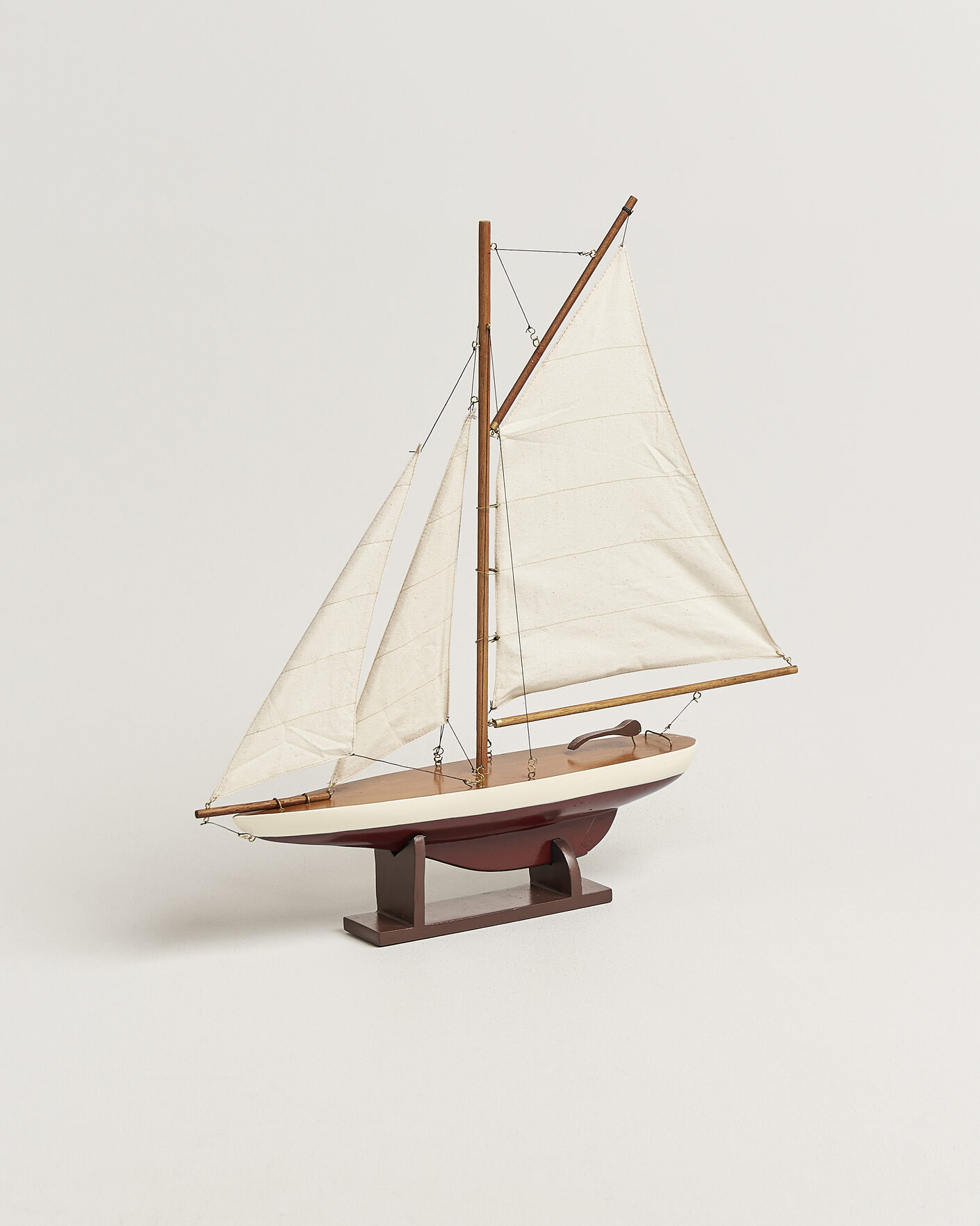 Herr | Till hemmet | Authentic Models | Mini Pond Yachts