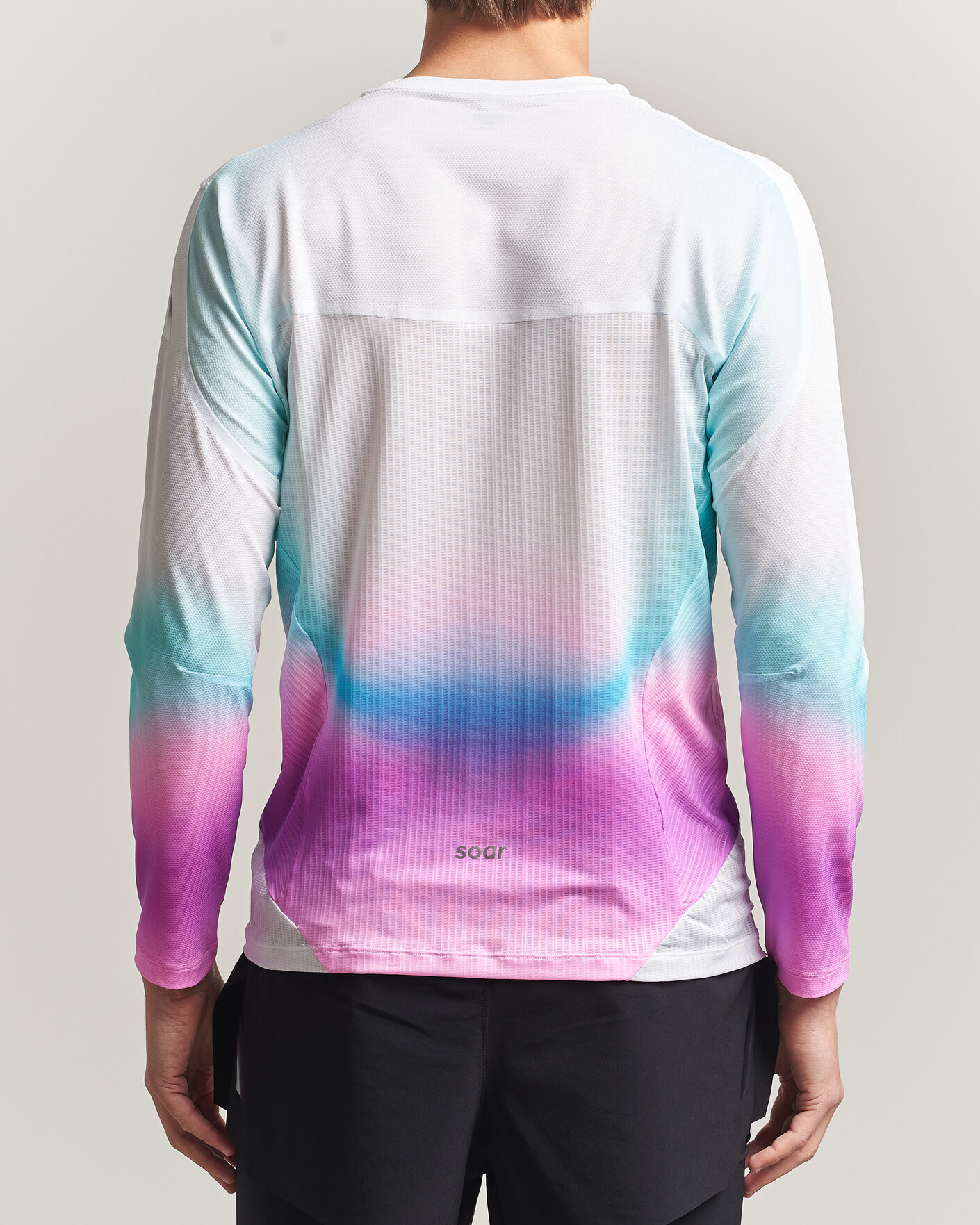 Herr | T-Shirts | SOAR Running | Hot Weather Long Sleeve Tee White/Blue