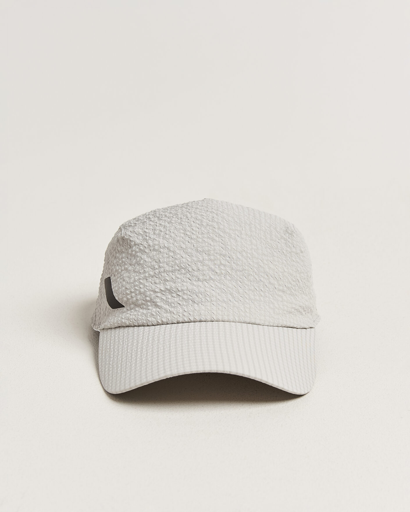 Herr | Hattar & kepsar | SOAR Running | Dart Cap Silver Grey