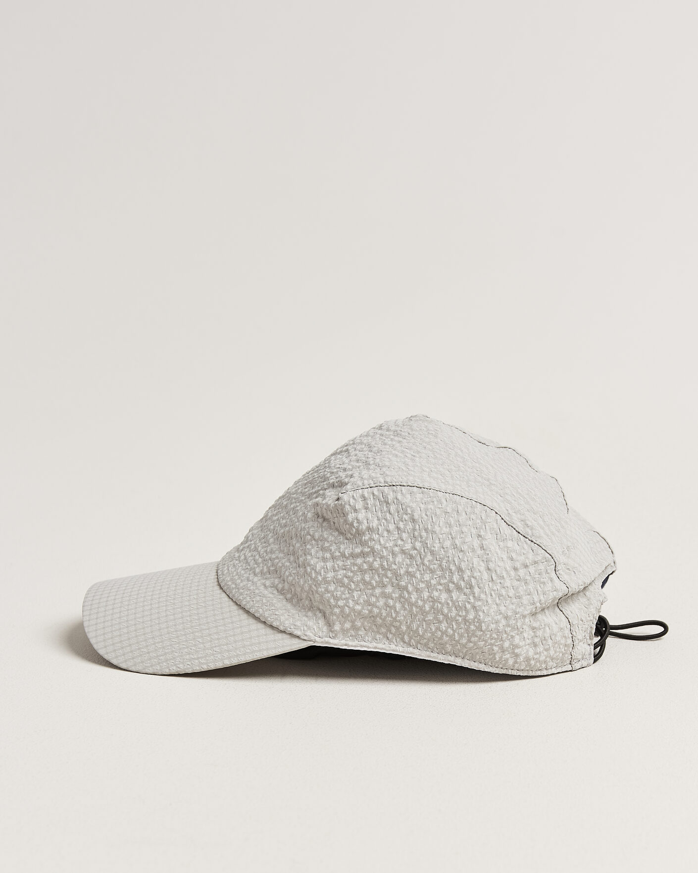 Herr | Hattar & kepsar | SOAR Running | Dart Cap Silver Grey