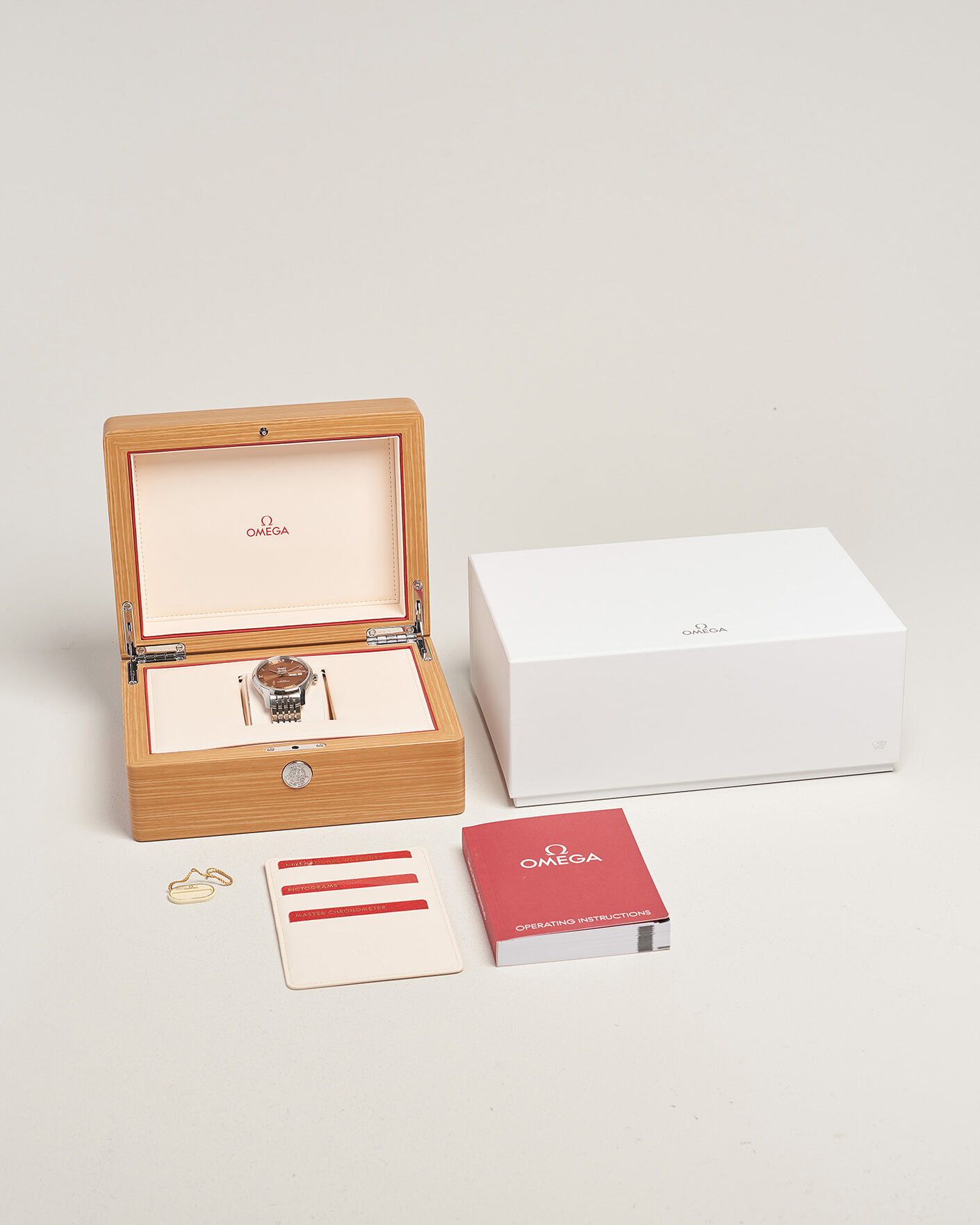 Herr | Pre-Owned & Vintage Watches | Omega Pre-Owned | De Ville Hour Vision 