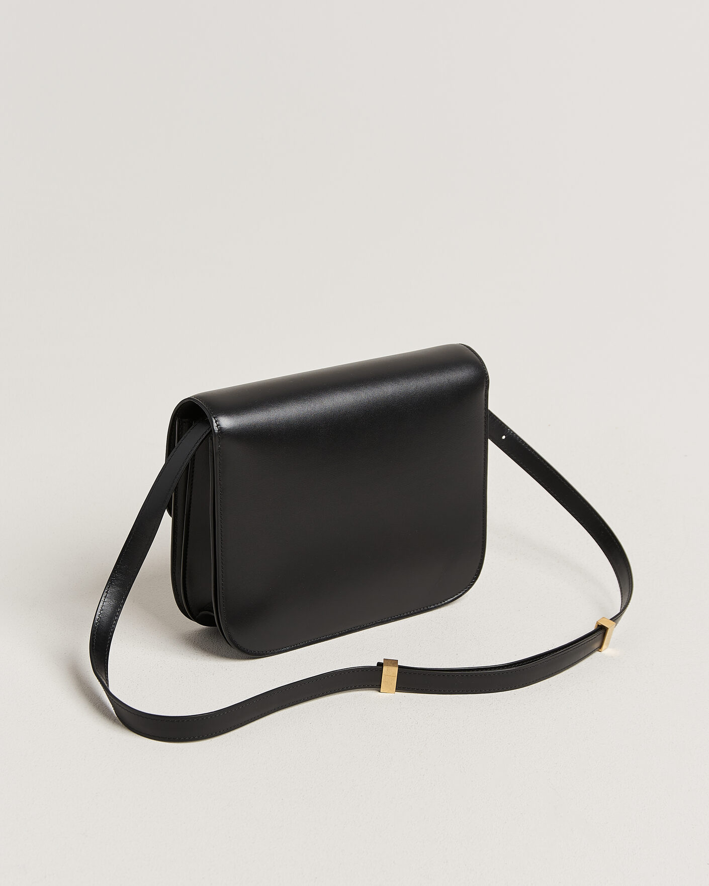 Herr | Pre-Owned & Vintage Bags | Celine Pre-Owned | Box Bag Medium Black