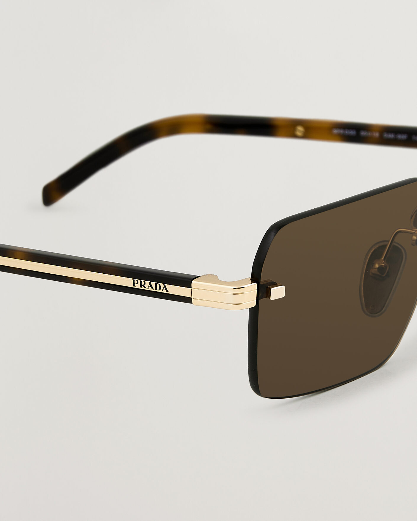 Herr | Solglasögon | Prada Eyewear | 0PR D55S Sunglasses Gold