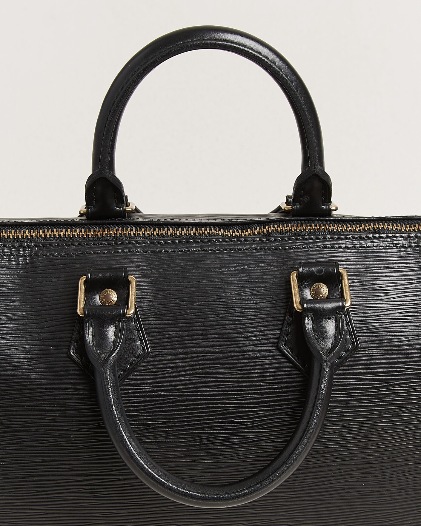 Herr | Pre-Owned & Vintage Bags | Louis Vuitton Pre-Owned | Speedy 25 Epi Leather Black