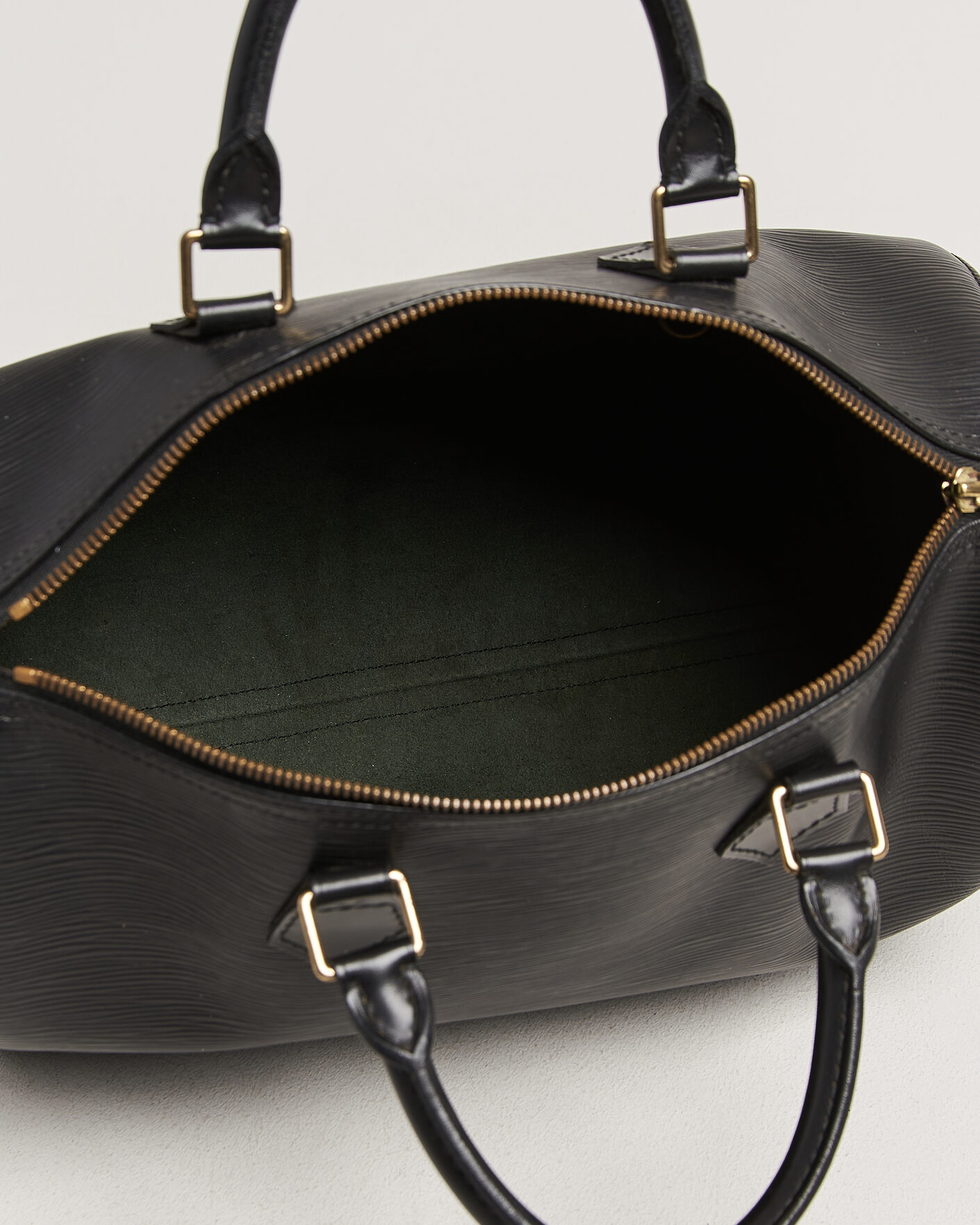 Herr | Pre-Owned & Vintage Bags | Louis Vuitton Pre-Owned | Speedy 30 Epi Leather Black