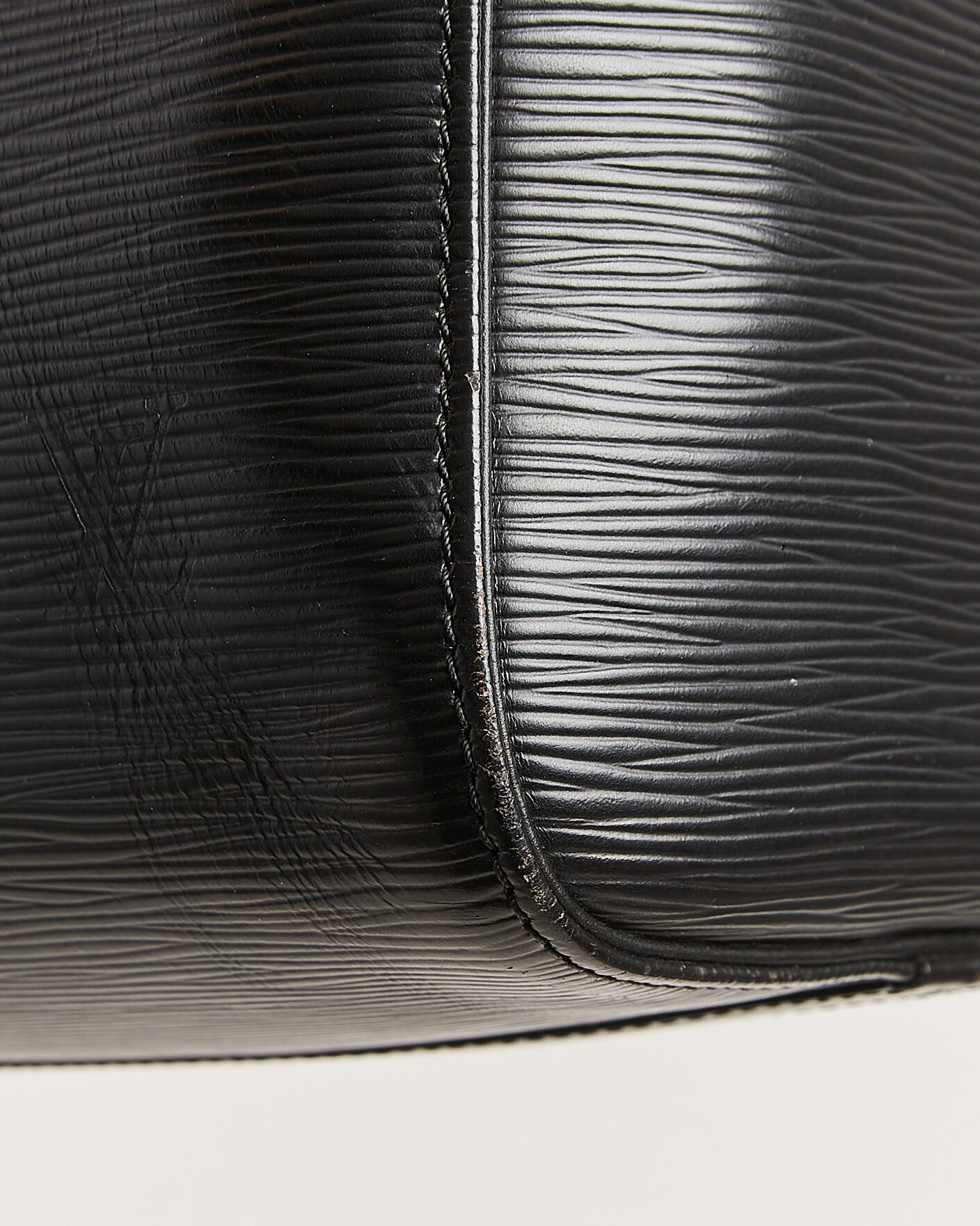 Herr | Pre-Owned & Vintage Bags | Louis Vuitton Pre-Owned | Speedy 30 Epi Leather Black