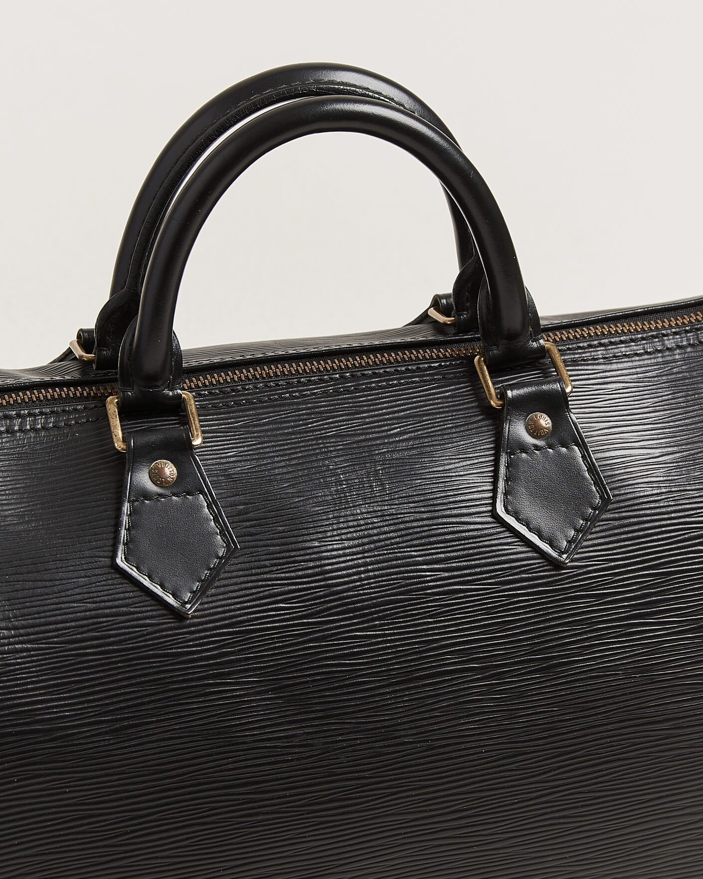 Herr | Pre-Owned & Vintage Bags | Louis Vuitton Pre-Owned | Speedy 30 Epi Leather Black