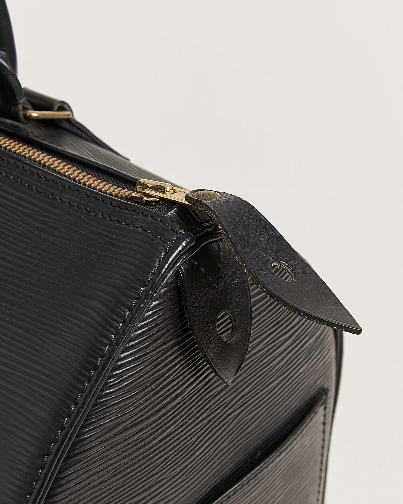 Herr | Pre-Owned & Vintage Bags | Louis Vuitton Pre-Owned | Speedy 30 Epi Leather Black
