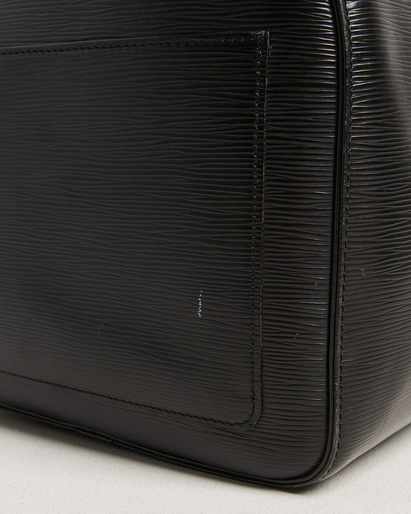 Herr | Pre-Owned & Vintage Bags | Louis Vuitton Pre-Owned | Keepall 55 Epi Leather Black