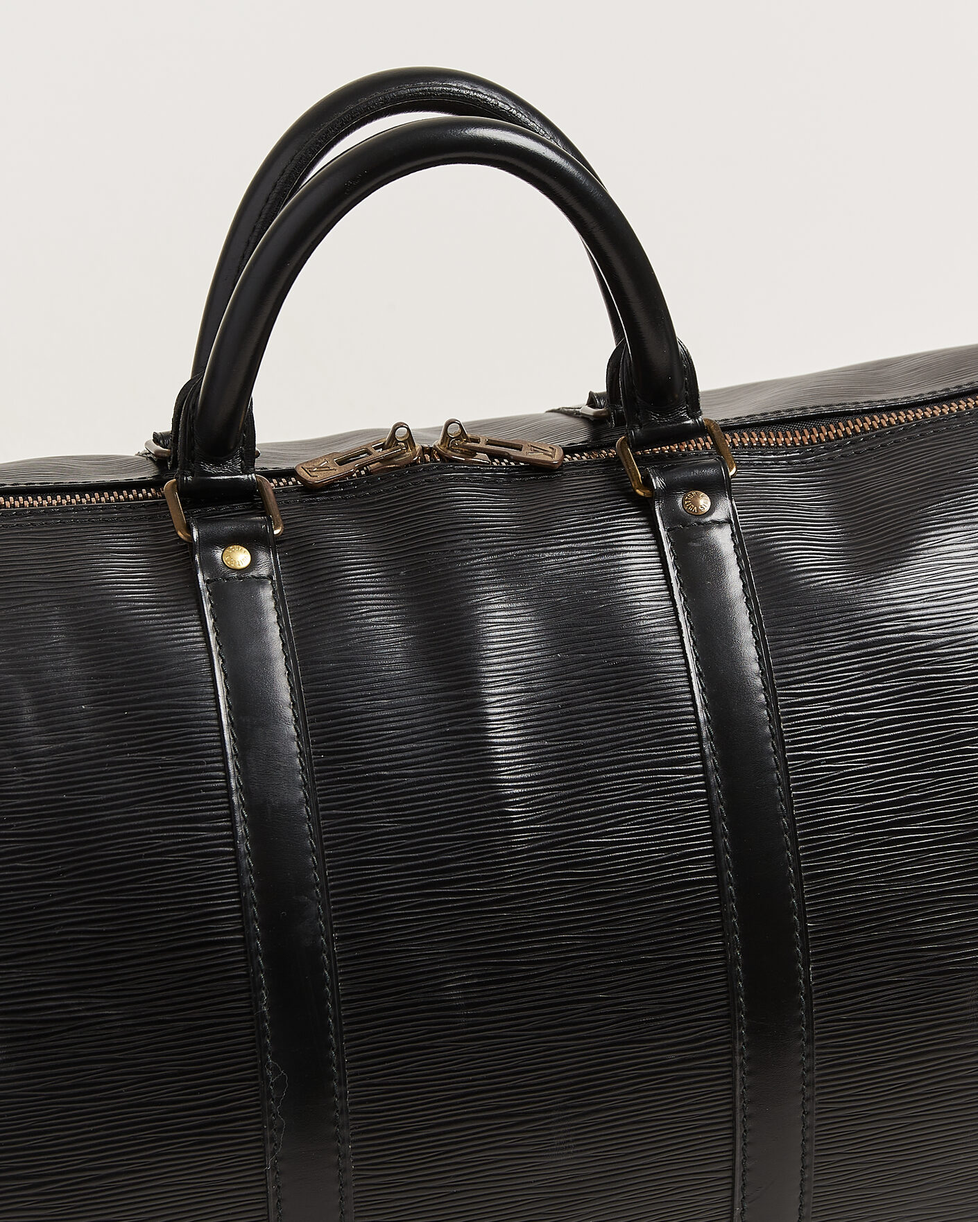 Herr | Pre-Owned & Vintage Bags | Louis Vuitton Pre-Owned | Keepall 55 Epi Leather Black