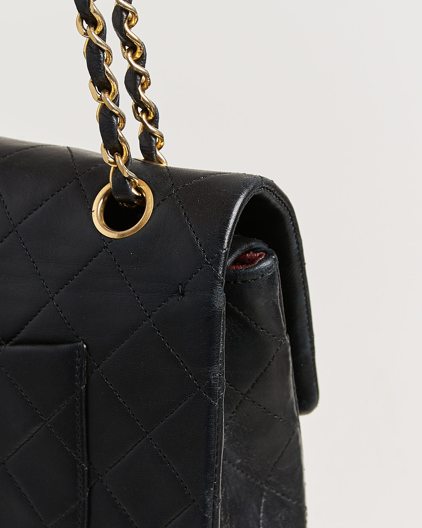 Herr | Pre-Owned & Vintage Bags | Chanel Pre-Owned | Classic Medium Double Flap Bag Lambskin Black