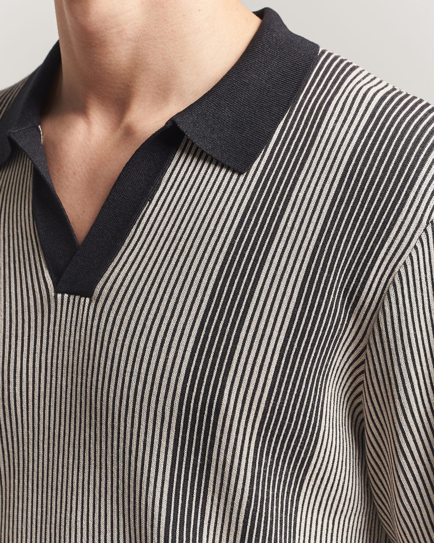 Herr | Pikéer | J.Lindeberg | Sal Knitted Polo Moonbeam