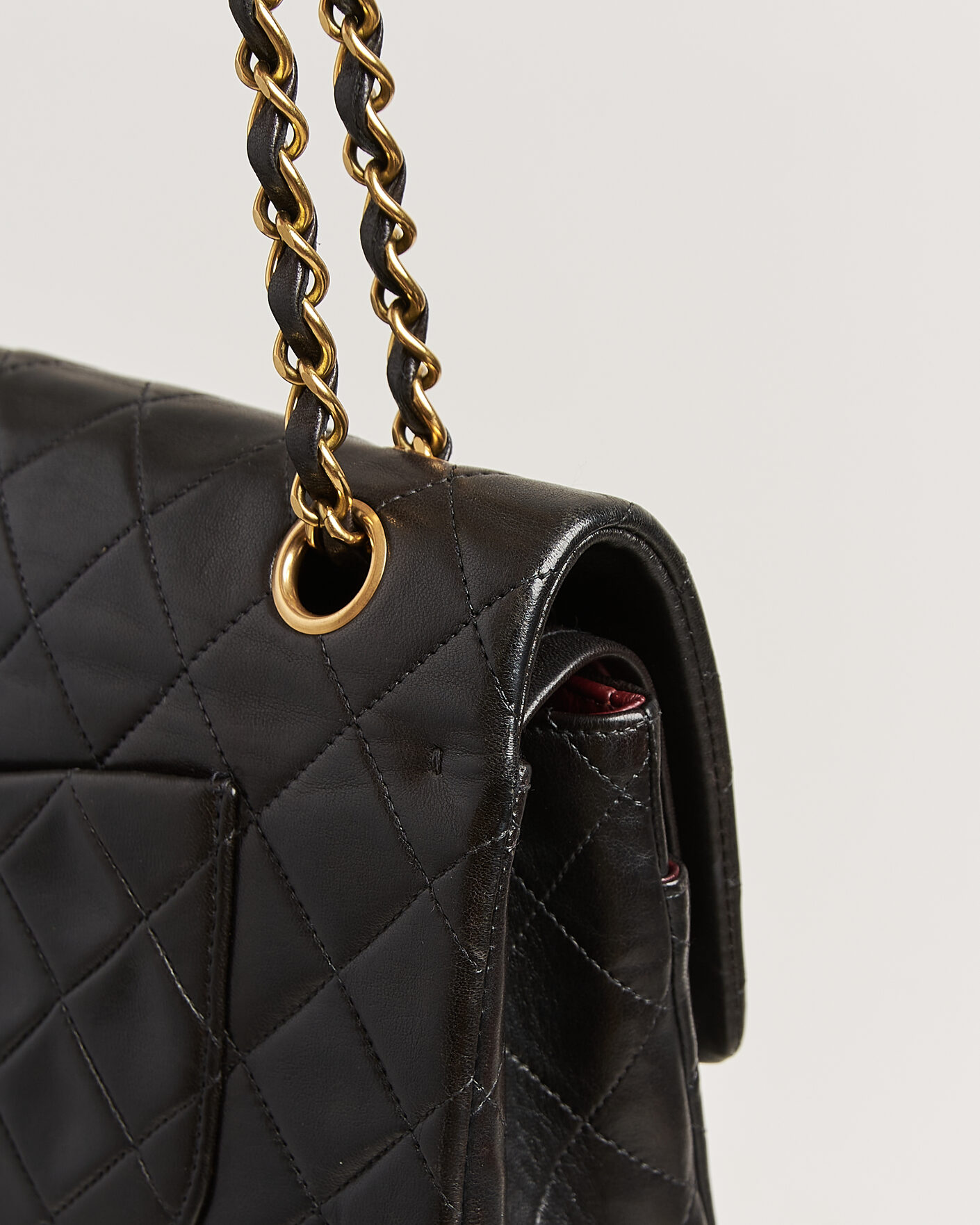 Herr | Pre-Owned & Vintage Bags | Chanel Pre-Owned | Classic Medium Double Flap Bag Lambskin Black