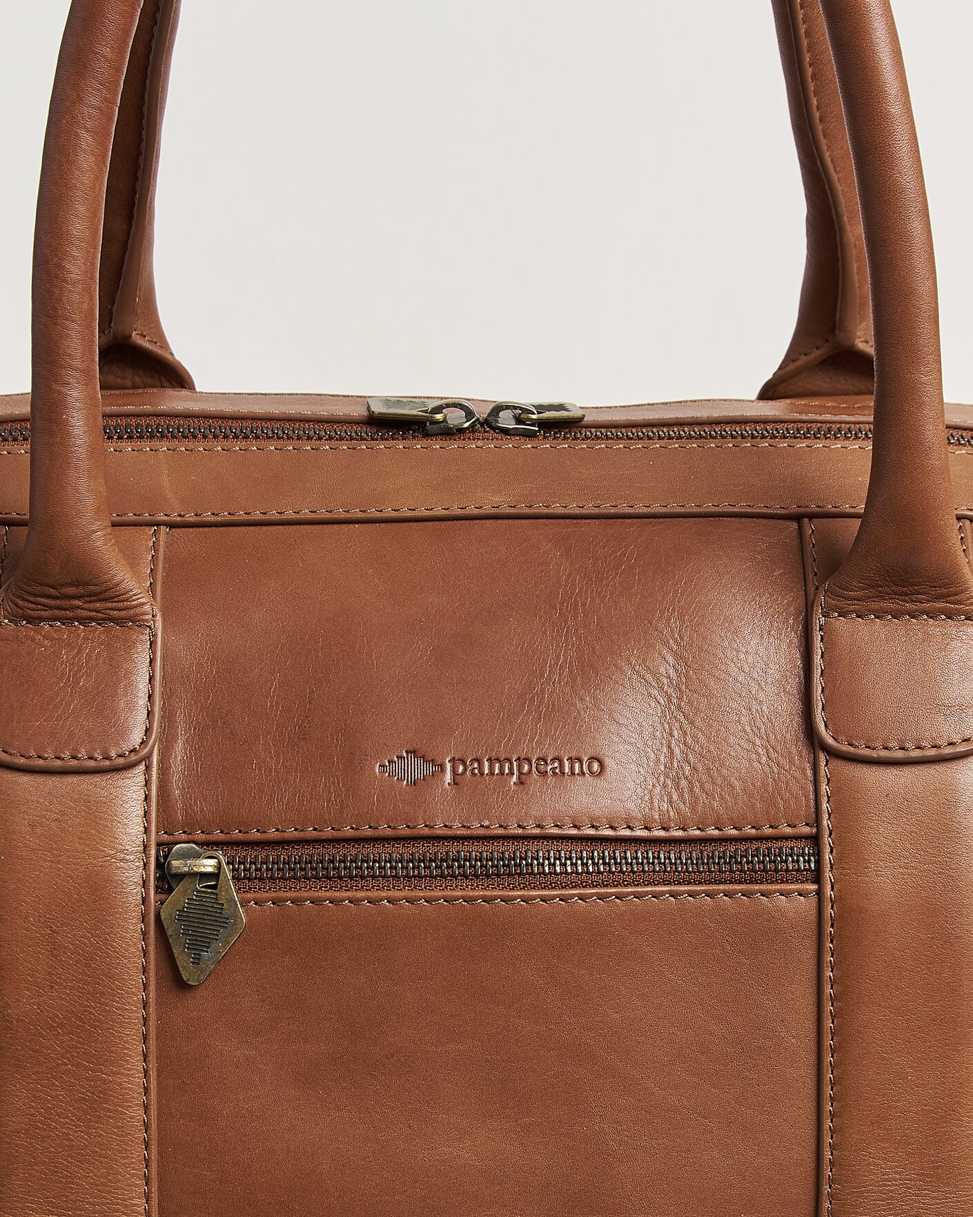 Herr | Väskor | Pampeano | Varon Small Leather Weekend Bag Tan