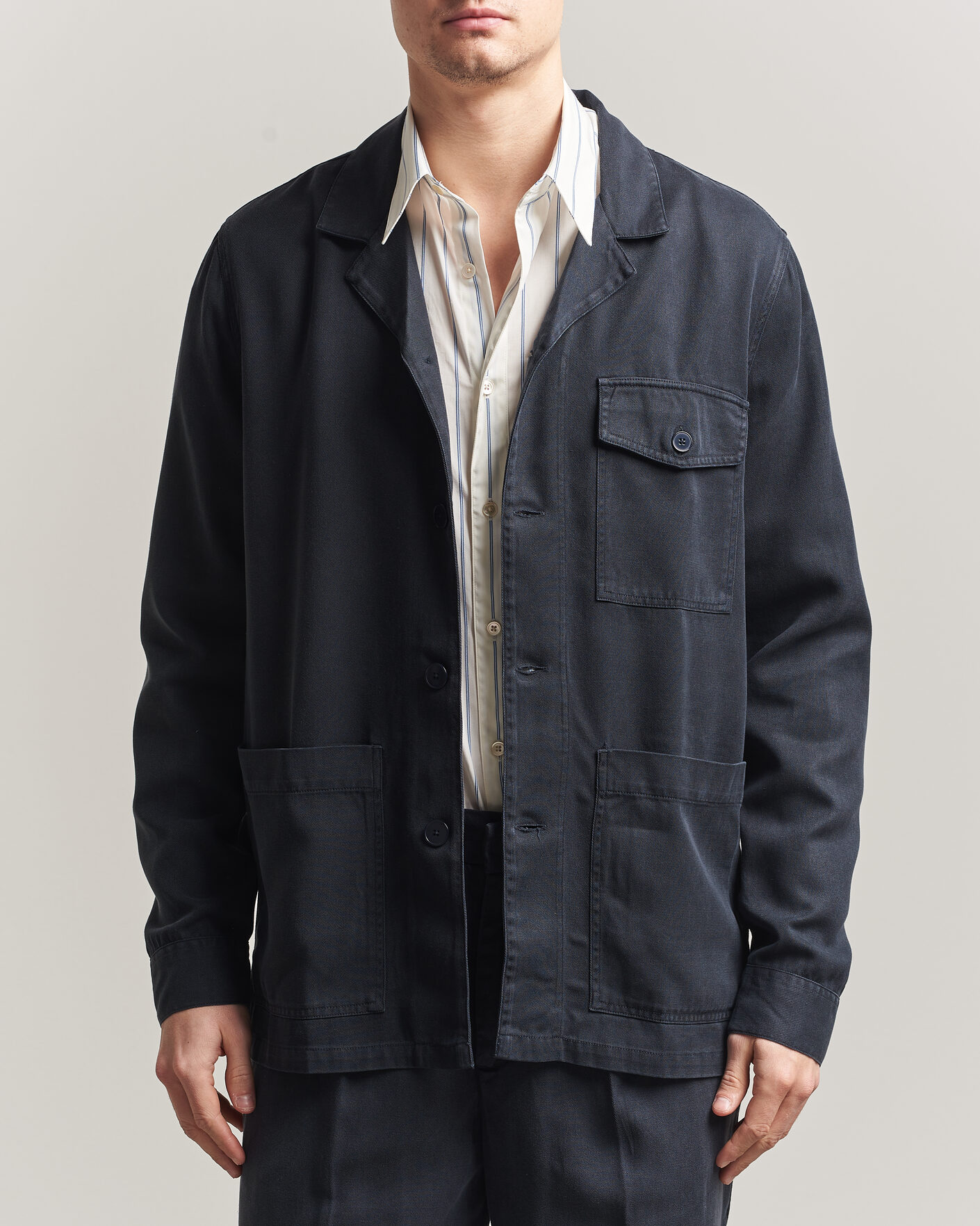 Herr | Skjortor | A Day's March | Banagher Lyocell Overshirt Navy