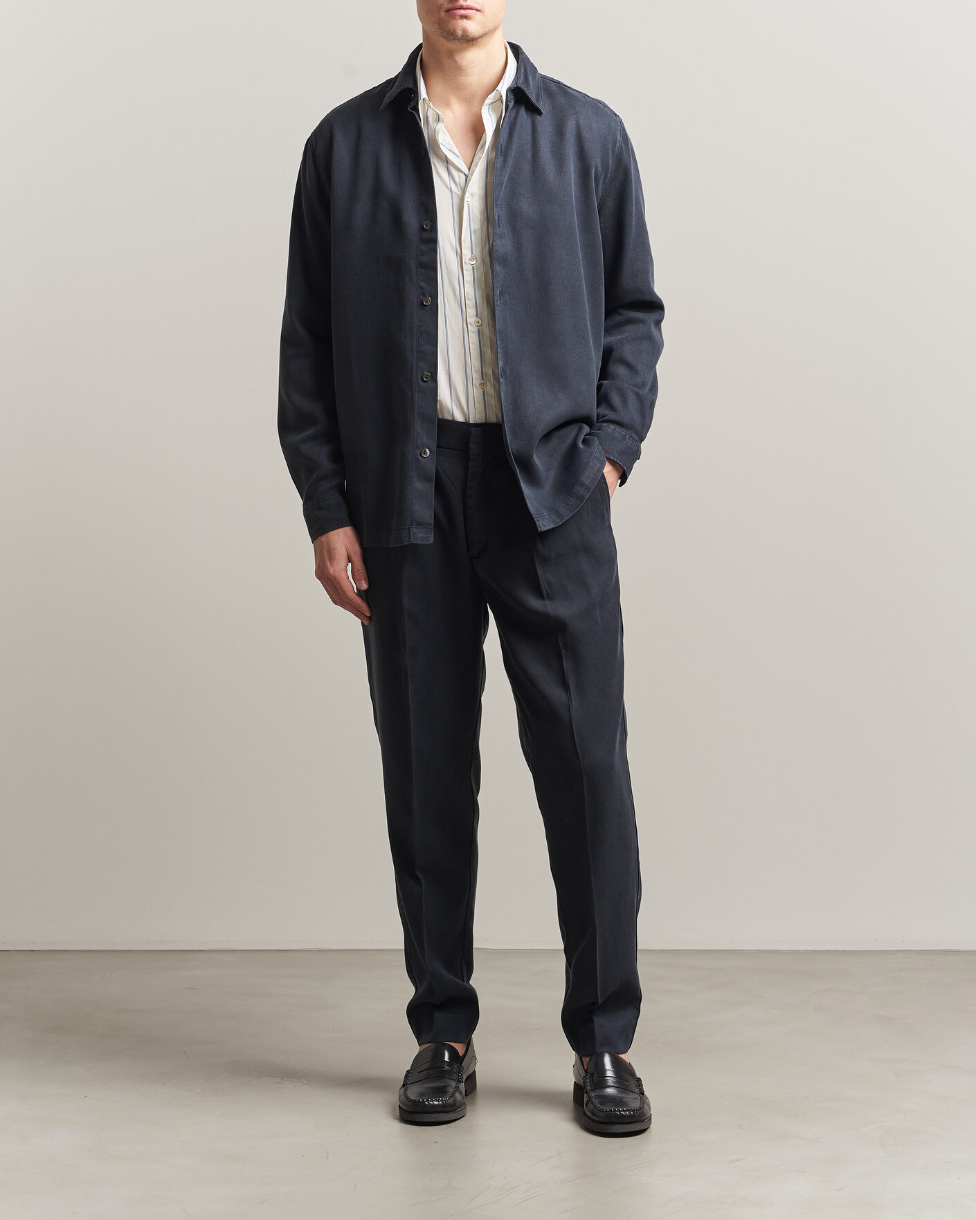 Herr | Skjortor | A Day's March | Clean Cut Lyocell Shirt Navy