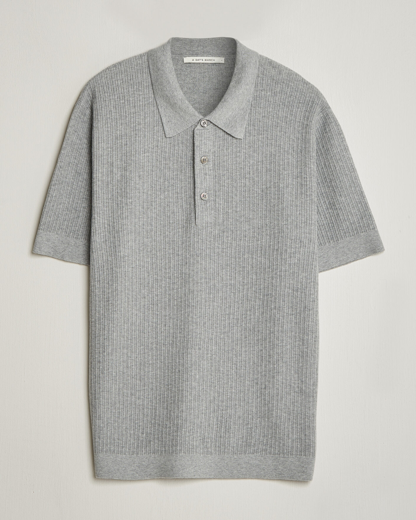 Herr | Pikéer | A Day's March | Aspen Structured Knitted Polo Grey