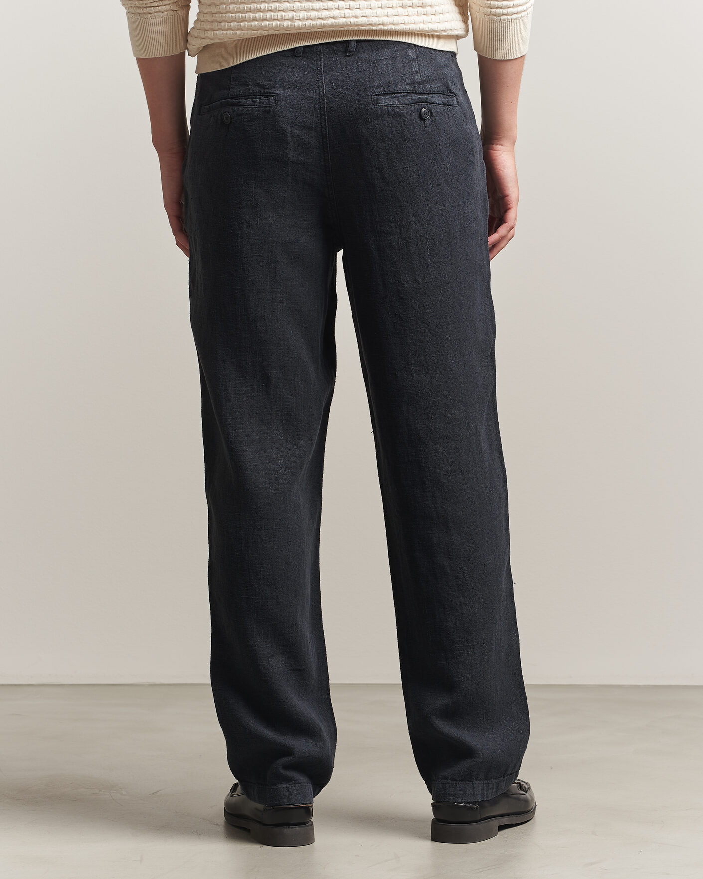 Herr | Byxor | A Day's March | Redwood Linen Trousers Black