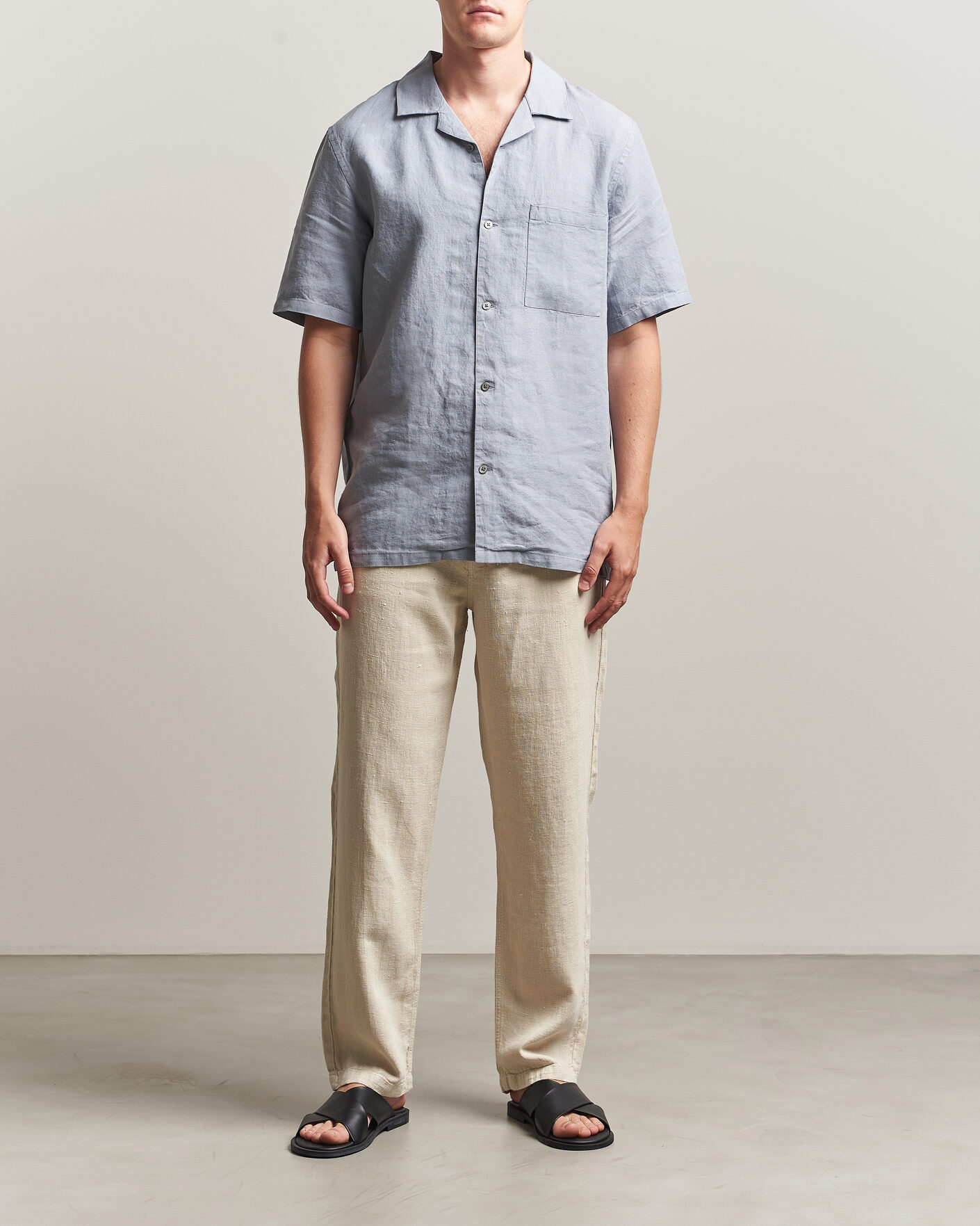 Herr | Byxor | A Day's March | Redwood Linen Trousers Oyster