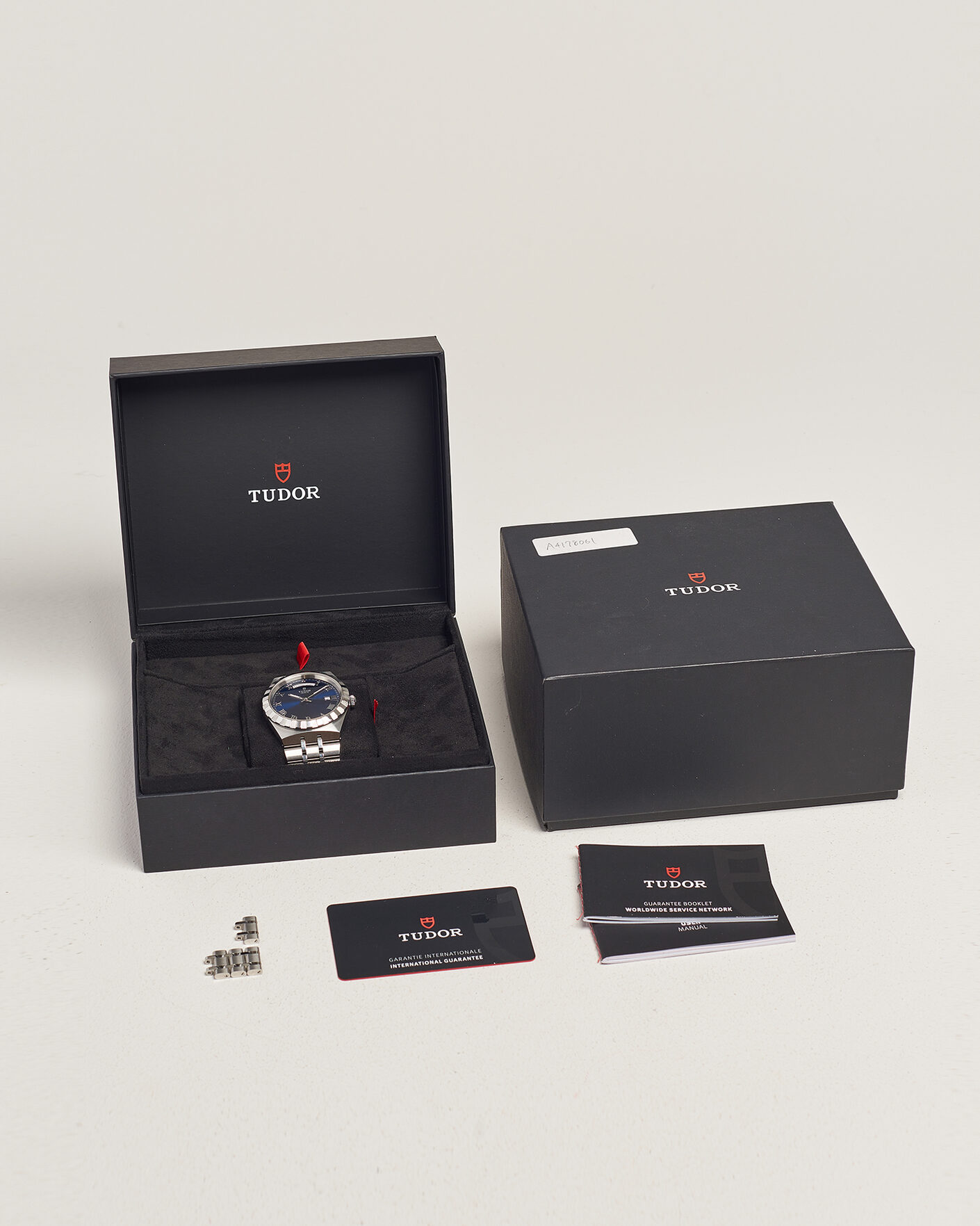 Herr | Tudor Pre-Owned Royal 41 Blue  | Tudor Pre-Owned | Royal 41 Blue 