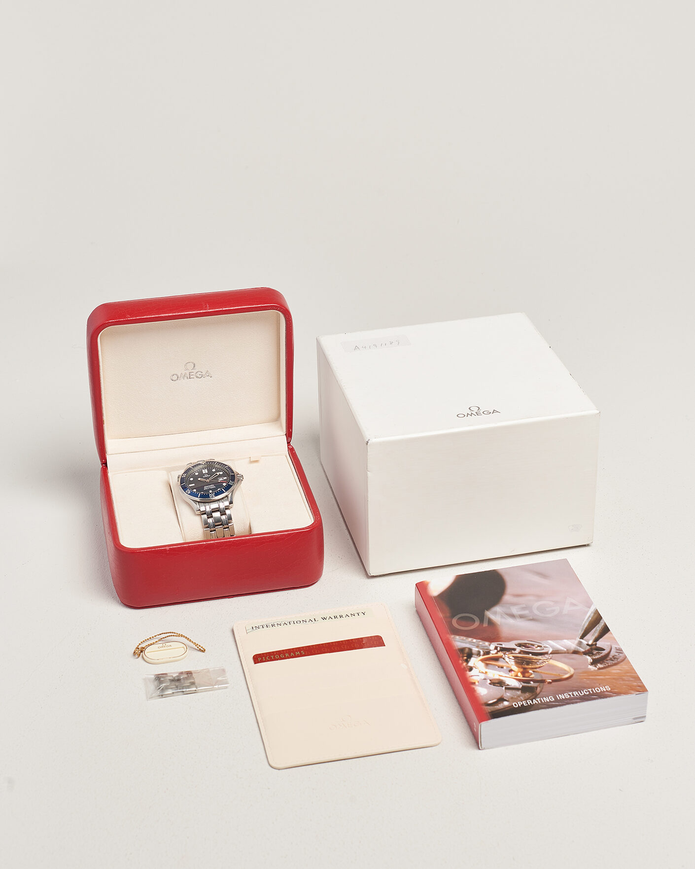 Herr | Pre-Owned & Vintage Watches | Omega Pre-Owned | Seamaster 300M  