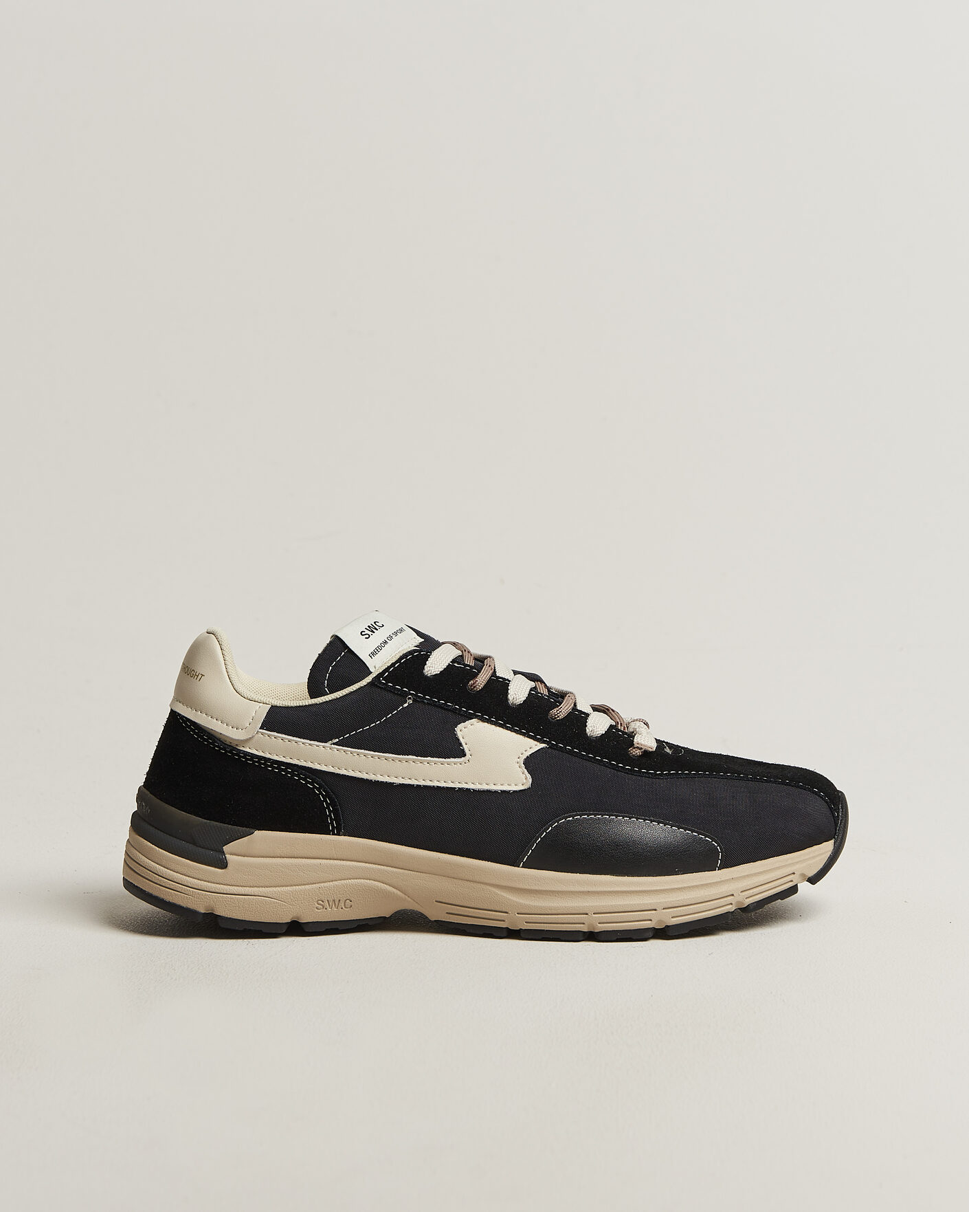 Herr | Sneakers | Stepney Workers Club | Legion S-Strike Suede Sneaker Black