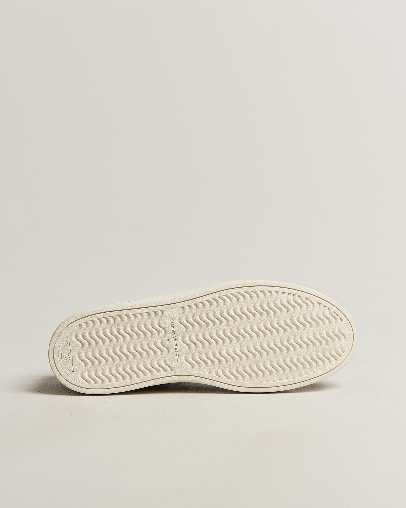 Herr | Sneakers | Stepney Workers Club | Surma S-Strike Canvas Sneaker Black