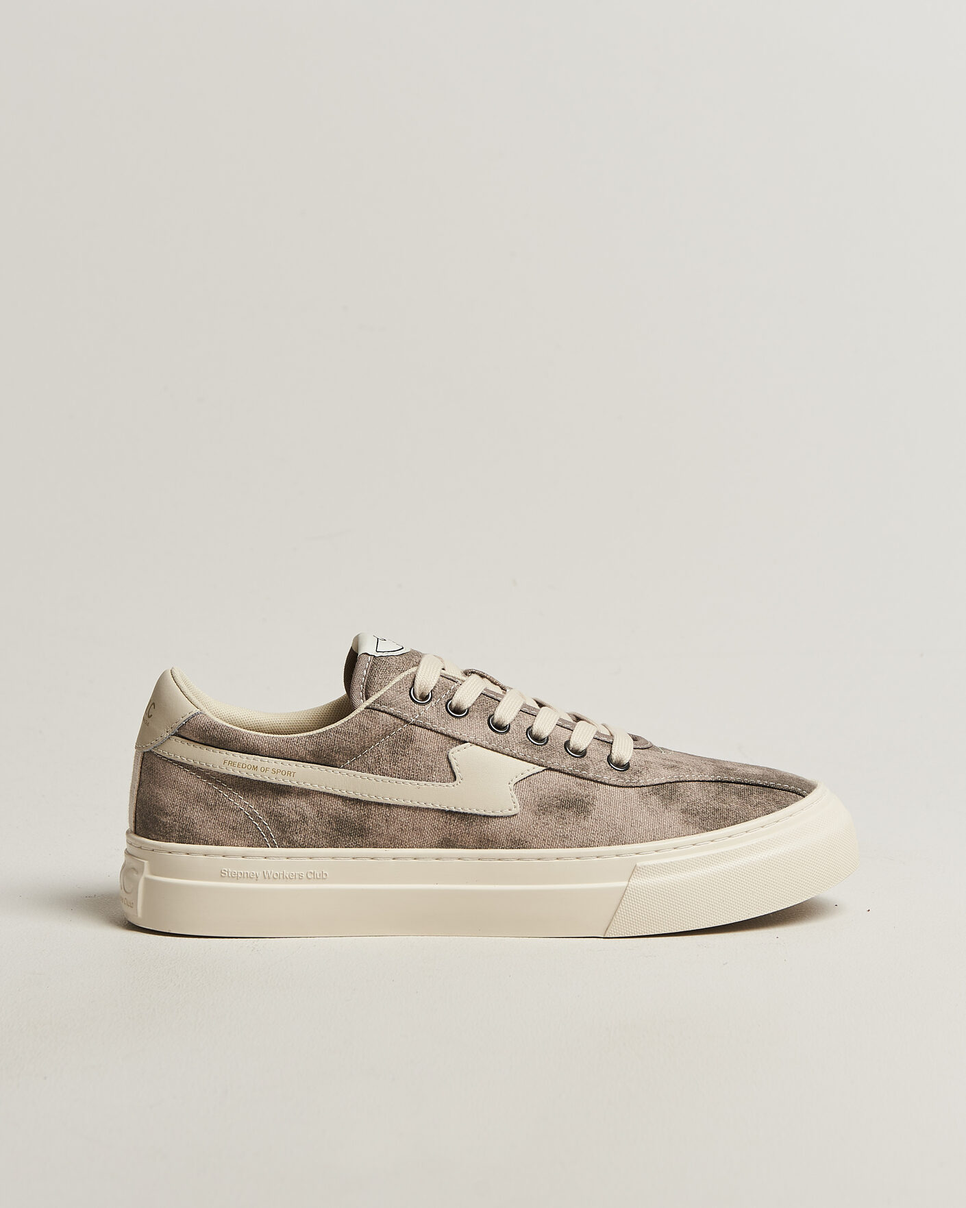 Herr | Sneakers | Stepney Workers Club | Dellow S-Strike Sunfade Canvas Sneaker Earth Grey