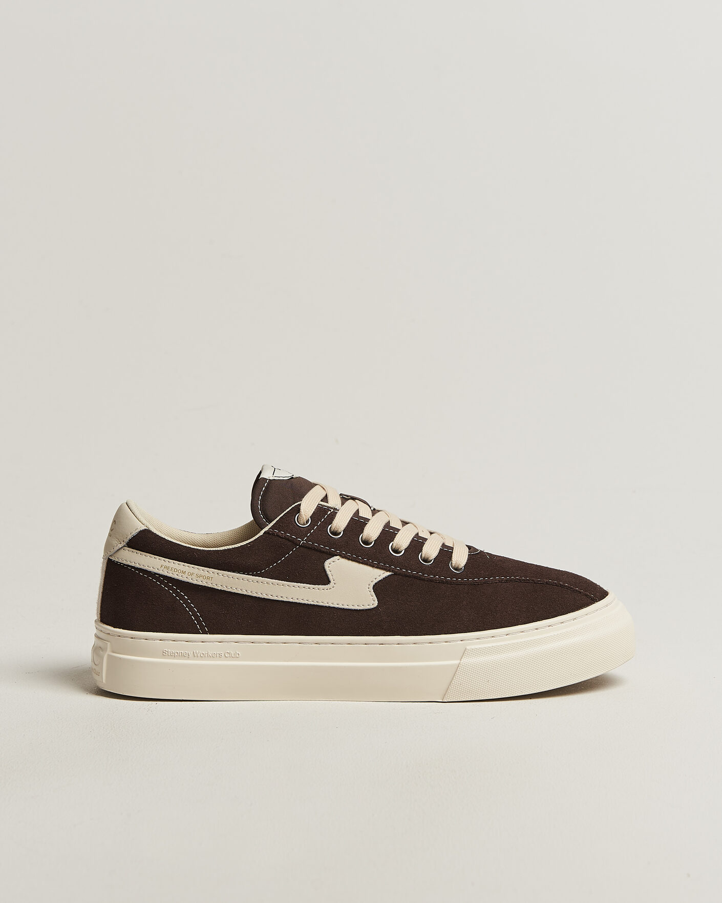Herr | Sneakers | Stepney Workers Club | Dellow S-Strike Cupsole Suede Sneaker Dark Brown