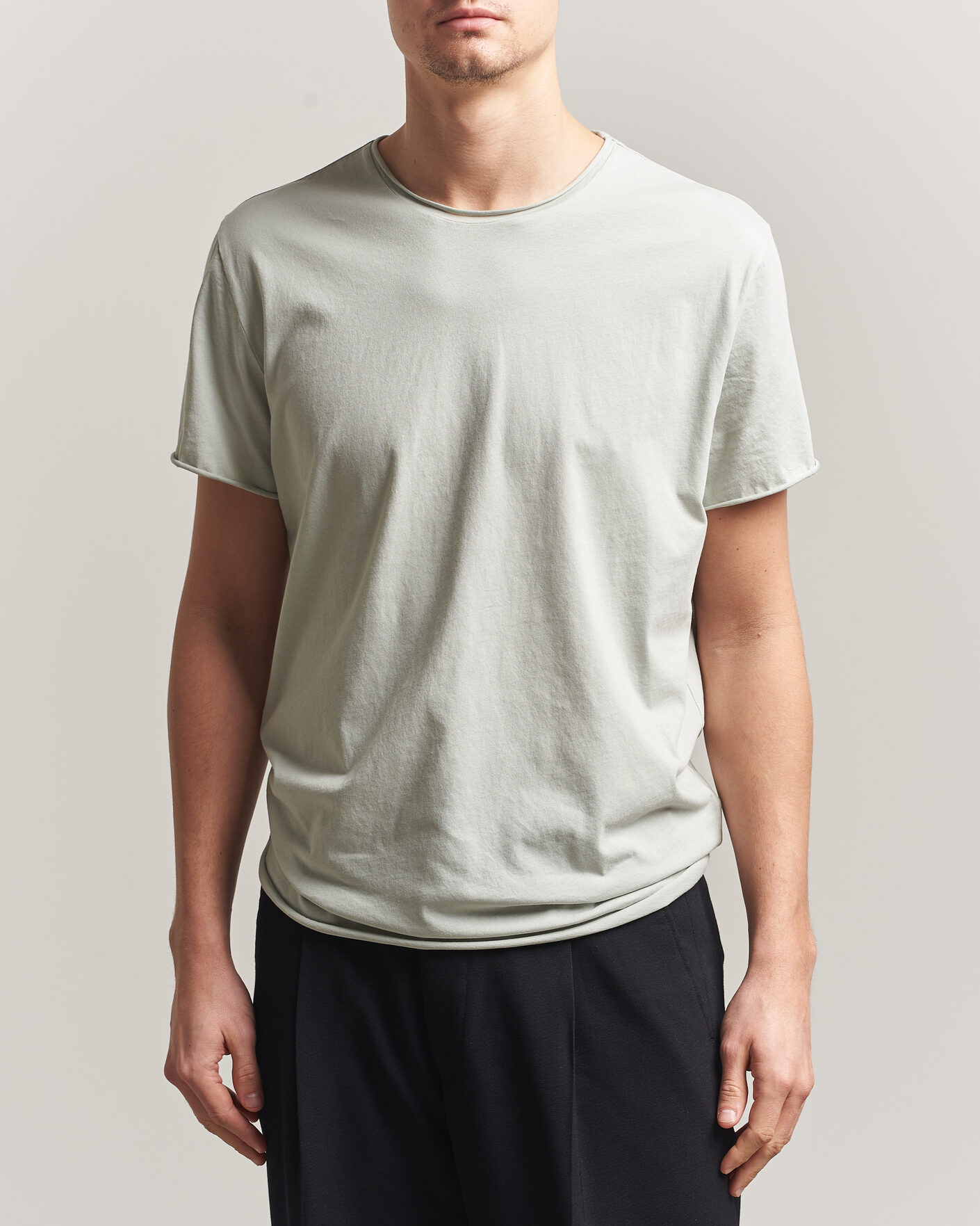 Herr | T-Shirts | Filippa K | Roll Neck Crew Neck T-Shirt Silver Grey