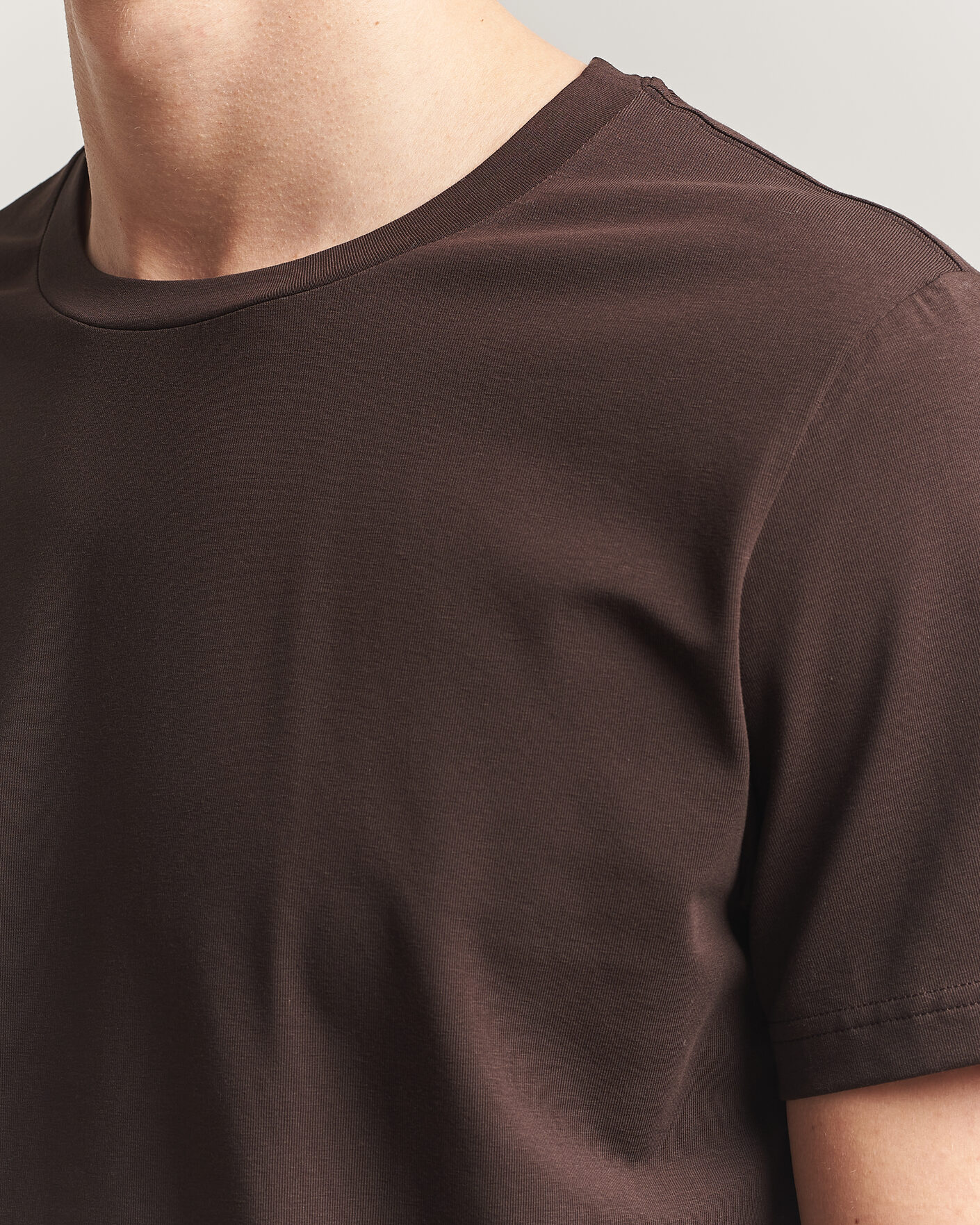 Herr | T-Shirts | Filippa K | Soft Lycra T-Shirt Dark Chocolate