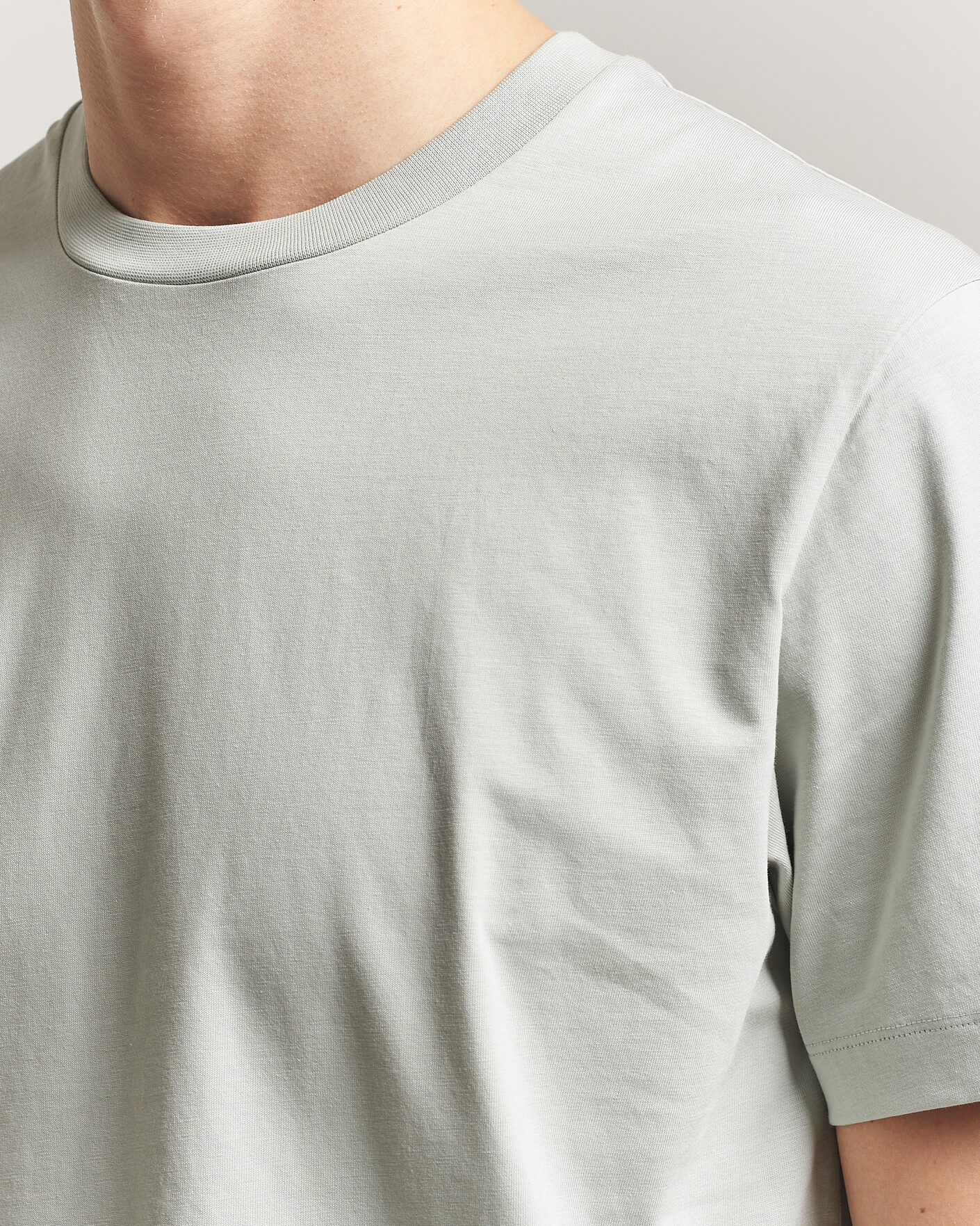 Herr | T-Shirts | Filippa K | Filip Crew Neck T-Shirt Silver Grey