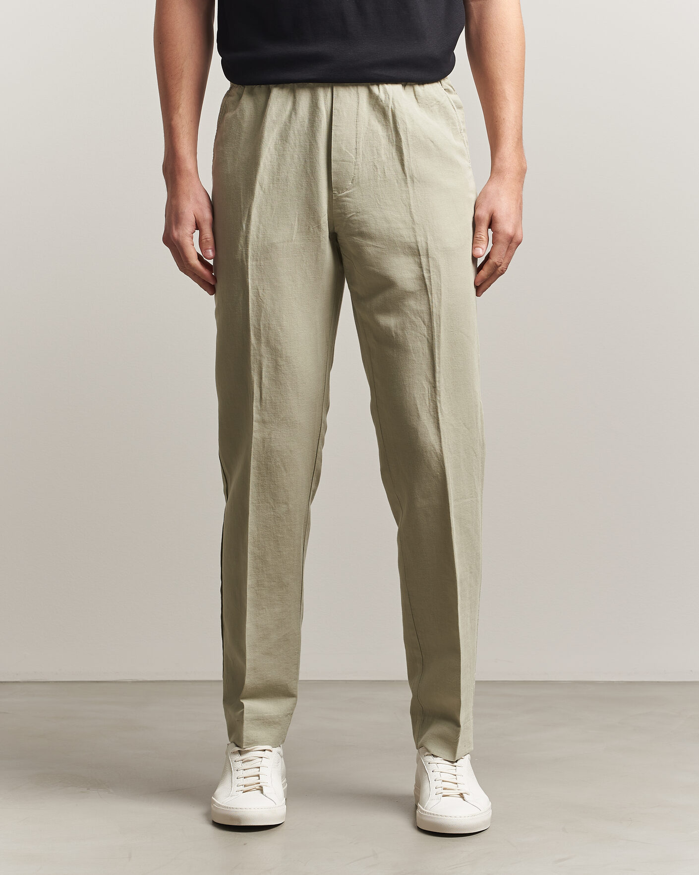 Herr | Byxor | Filippa K | Theo Relaxed Linen/Cotton Drawstring Trousers Light Green