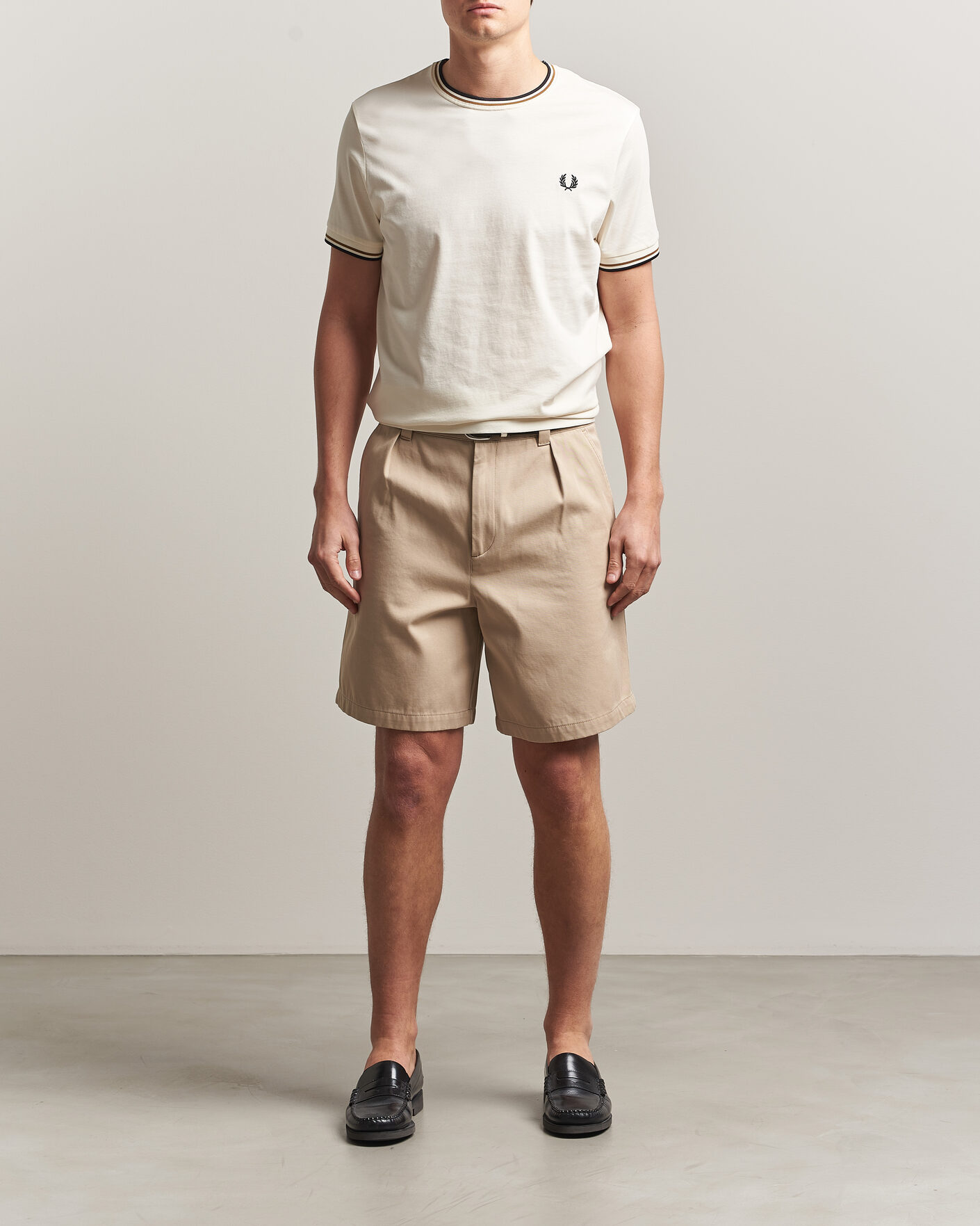 Herr | T-Shirts | Fred Perry | Twin Tipped T-Shirt Ecru