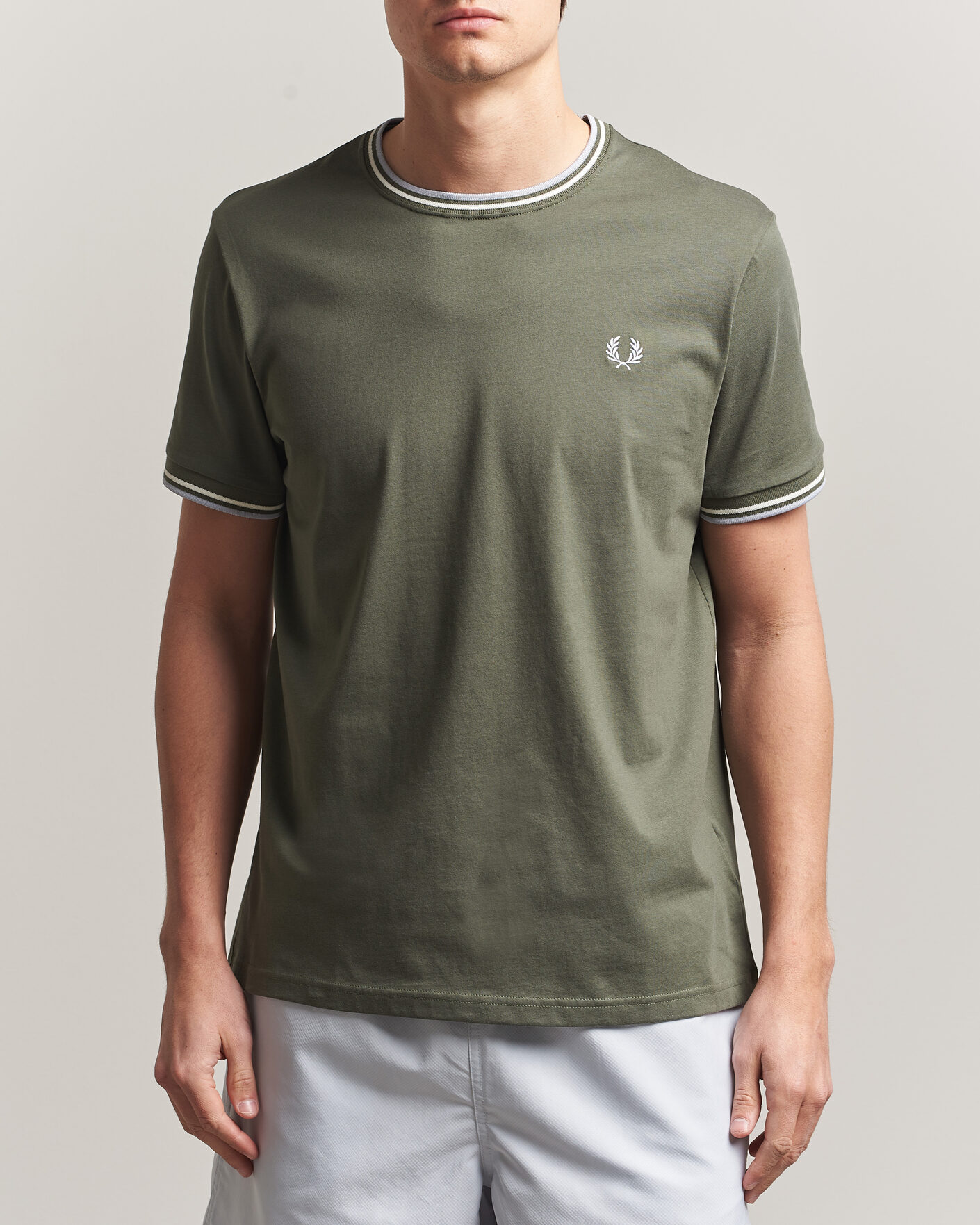 Herr | T-Shirts | Fred Perry | Twin Tipped T-Shirt Laurel Wreath Green