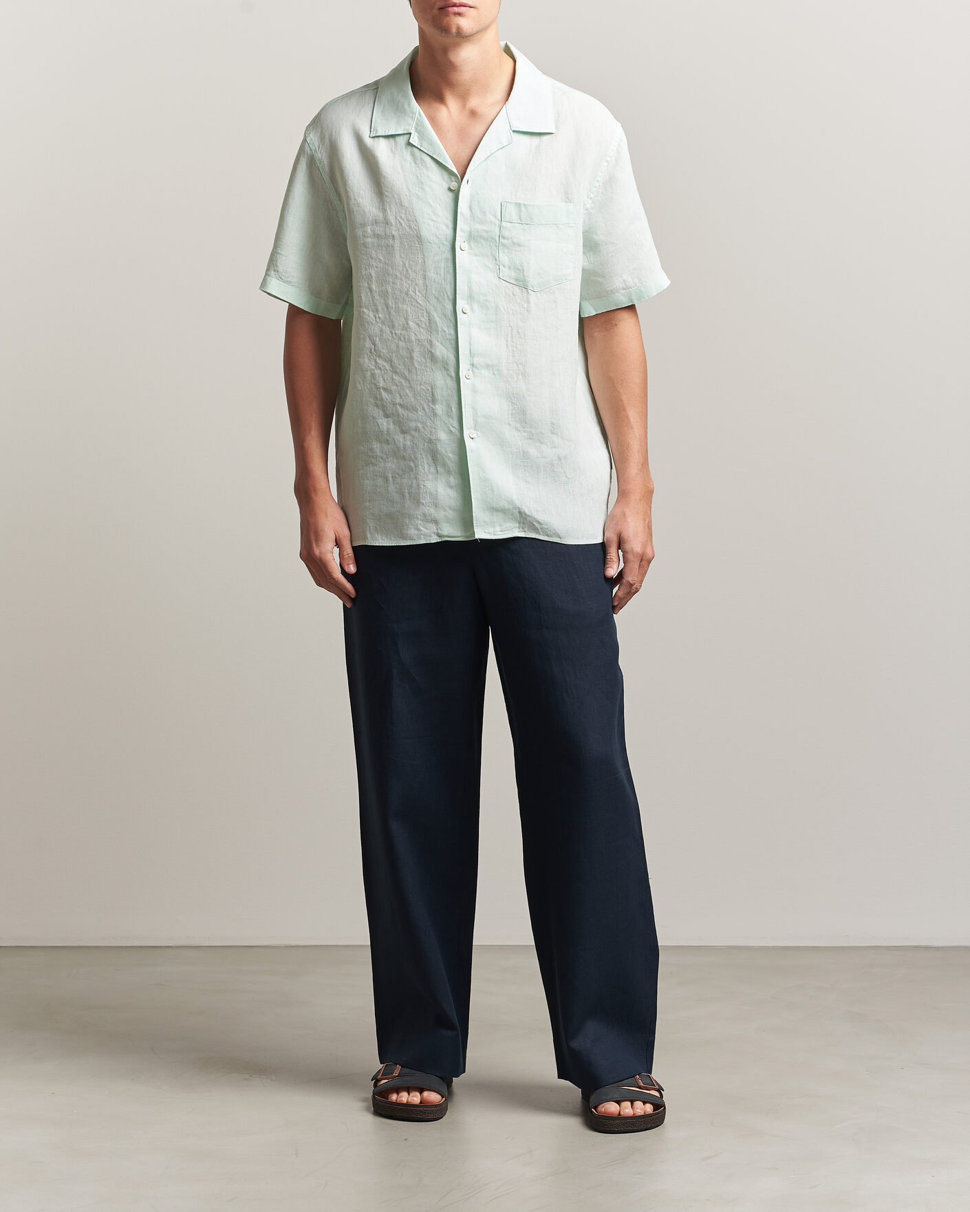 Herr | Skjortor | J.Lindeberg | Elio Linen Short Sleeve Shirt Bay Green