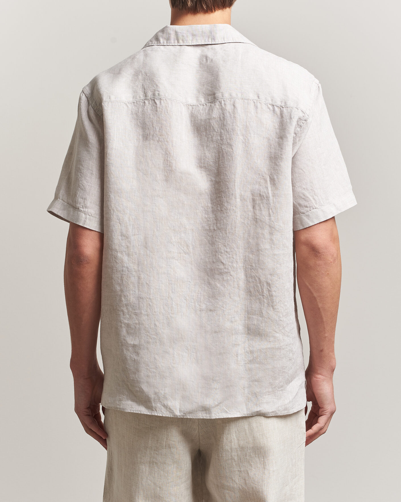 Herr | Skjortor | J.Lindeberg | Elio Linen Short Sleeve Shirt Moonbeam