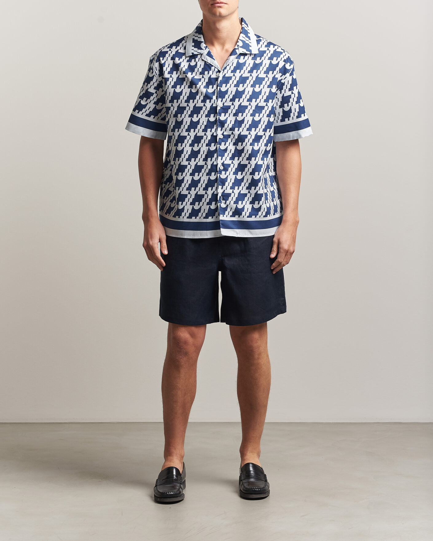 Herr | Skjortor | J.Lindeberg | Ellis Border Printed Resort Shirt Estate Blue