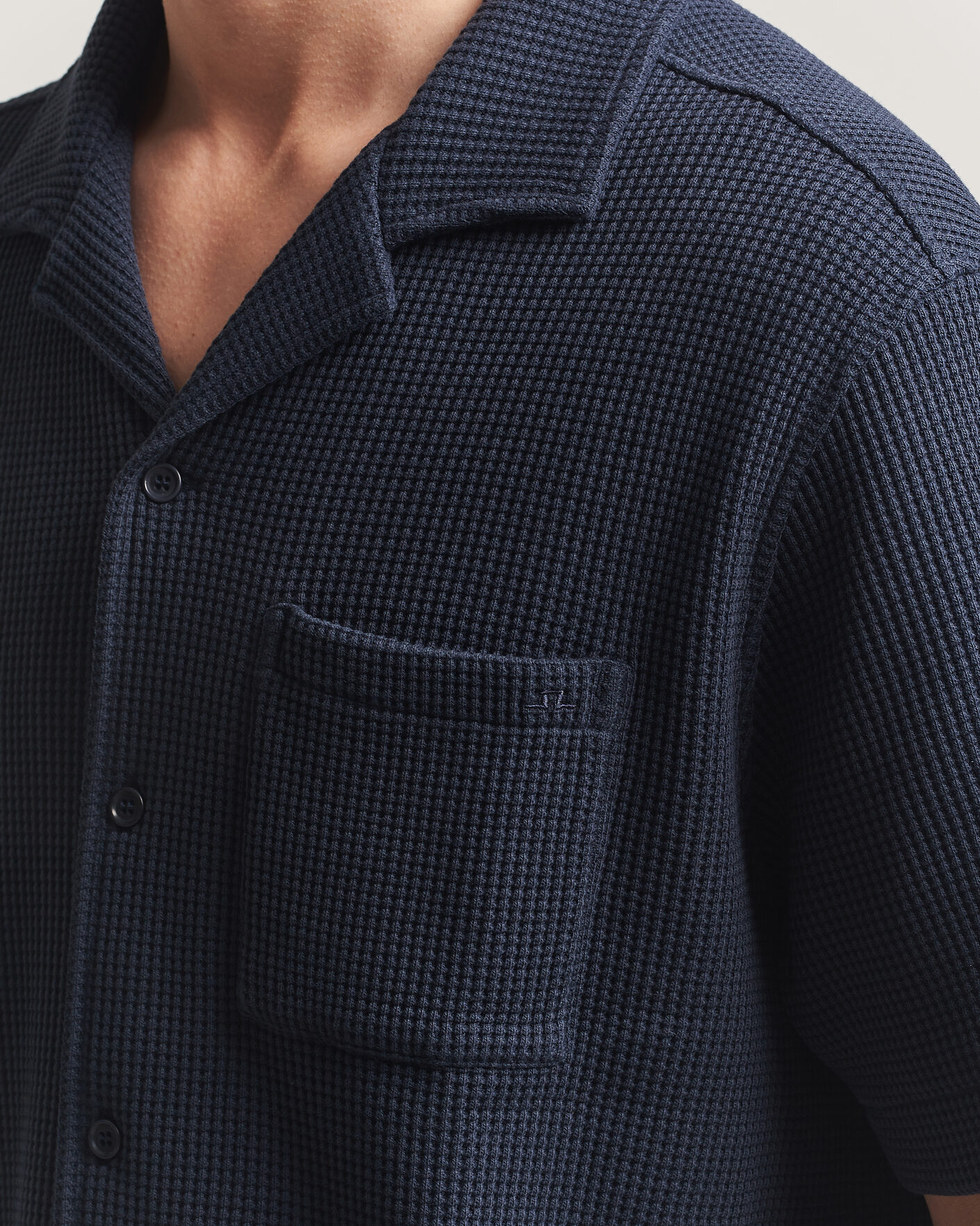 Herr | Skjortor | J.Lindeberg | Theron Waffle Resort Shirt Navy